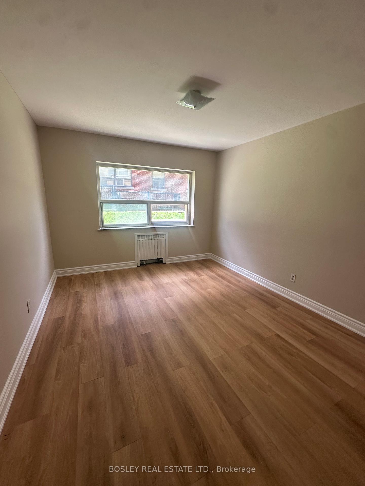 Photo 7 of Unit 101, 970 Eglinton Avenue E, Toronto, Leaside — HOMEH