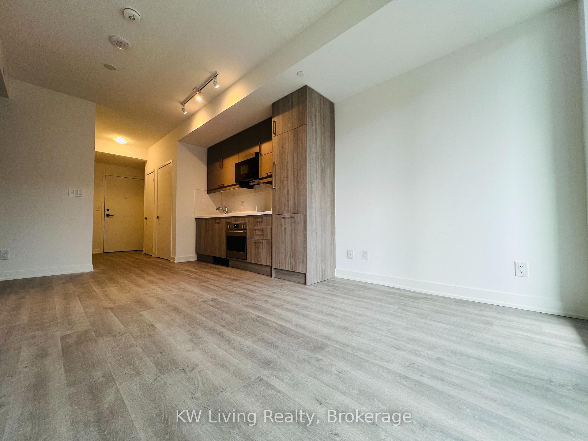 Photo 2 of Unit 908, 8119 Birchmount Road, Markham, Unionville — HOMEH