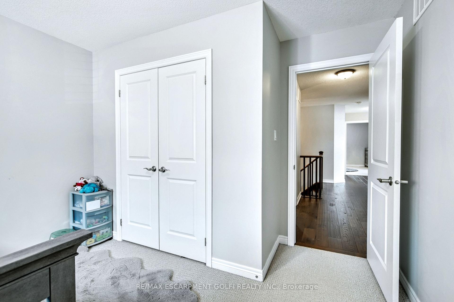 Photo 29 of Unit 17, 270 Main Street W, Grimsby, Grimsby West — HOMEH