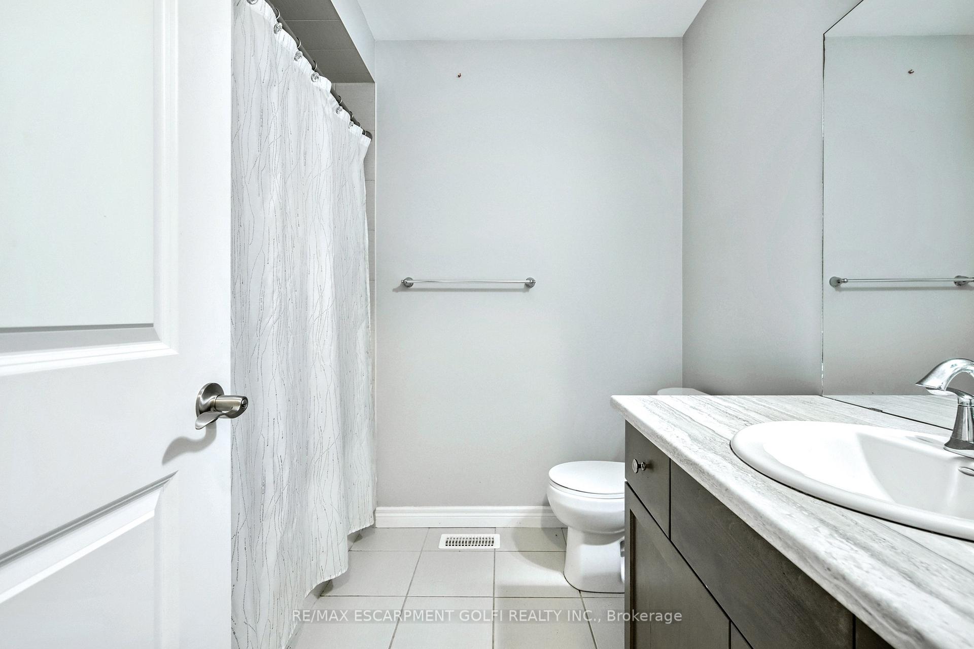 Photo 30 of Unit 17, 270 Main Street W, Grimsby, Grimsby West — HOMEH