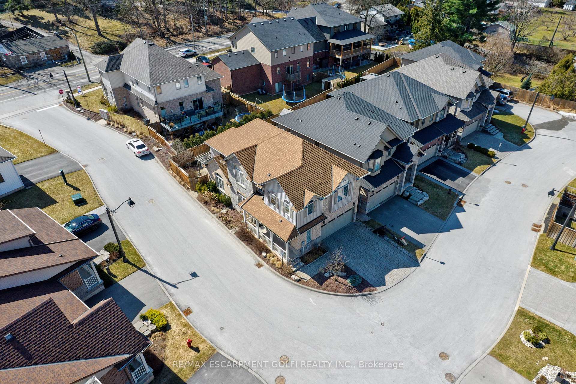 Photo 37 of Unit 17, 270 Main Street W, Grimsby, Grimsby West — HOMEH