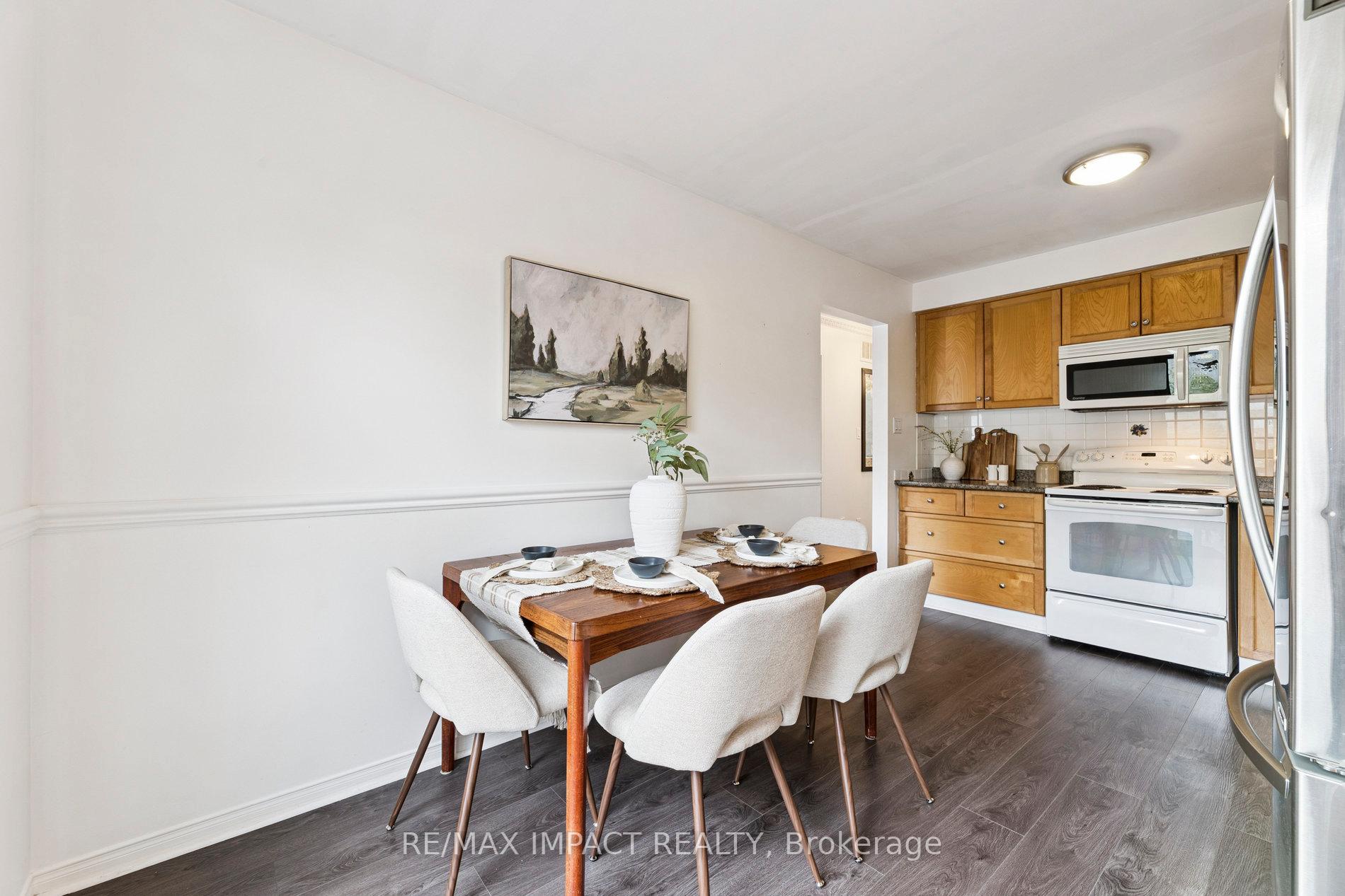 Photo 12 of 24 Birmingham Avenue, Clarington, Bowmanville — HOMEH