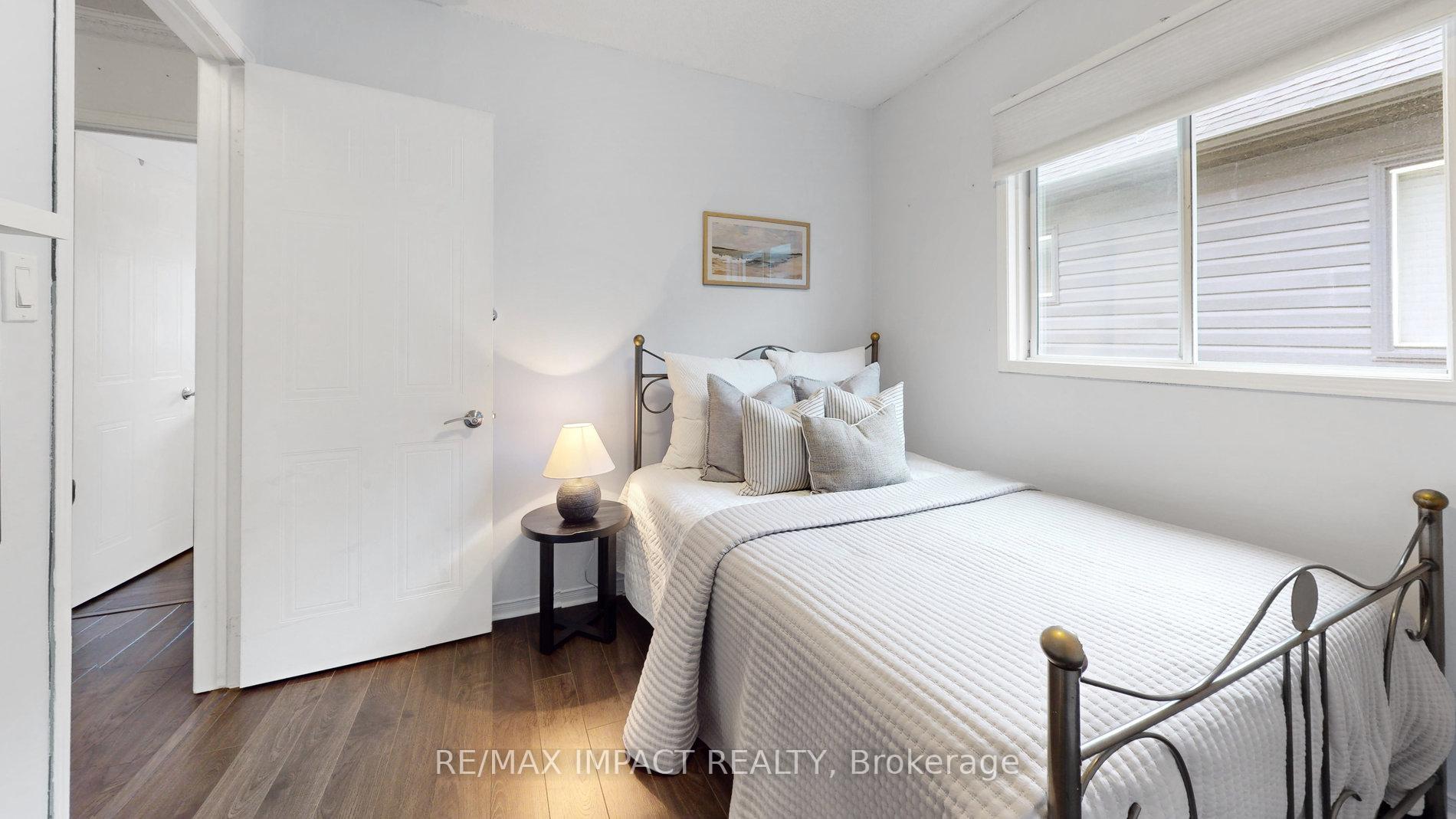 Photo 16 of 24 Birmingham Avenue, Clarington, Bowmanville — HOMEH