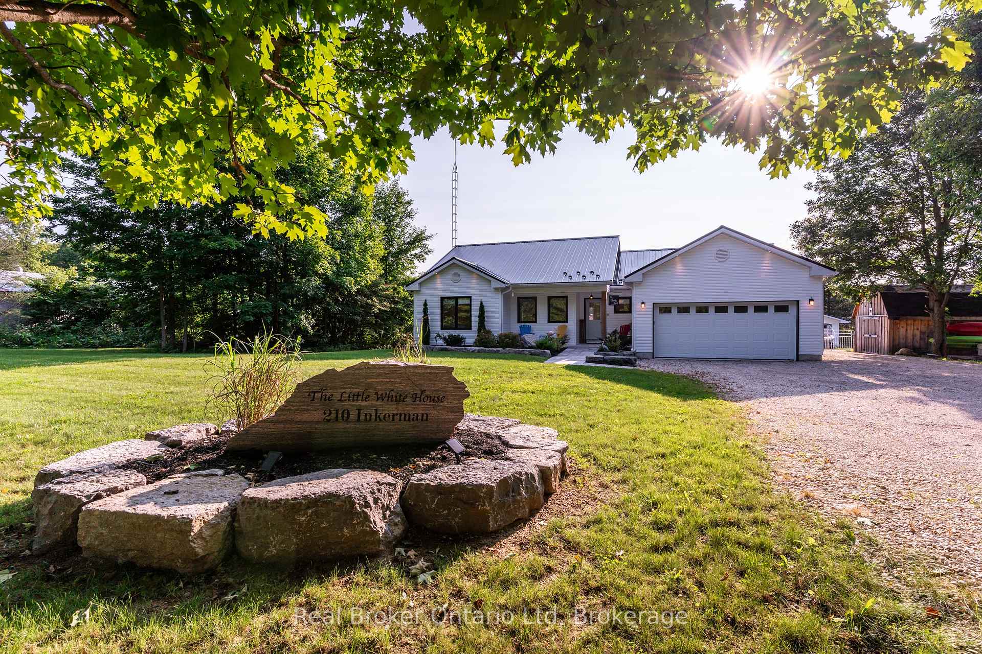 Photo 25 of 210 Inkerman Street, Grey Highlands — HOMEH