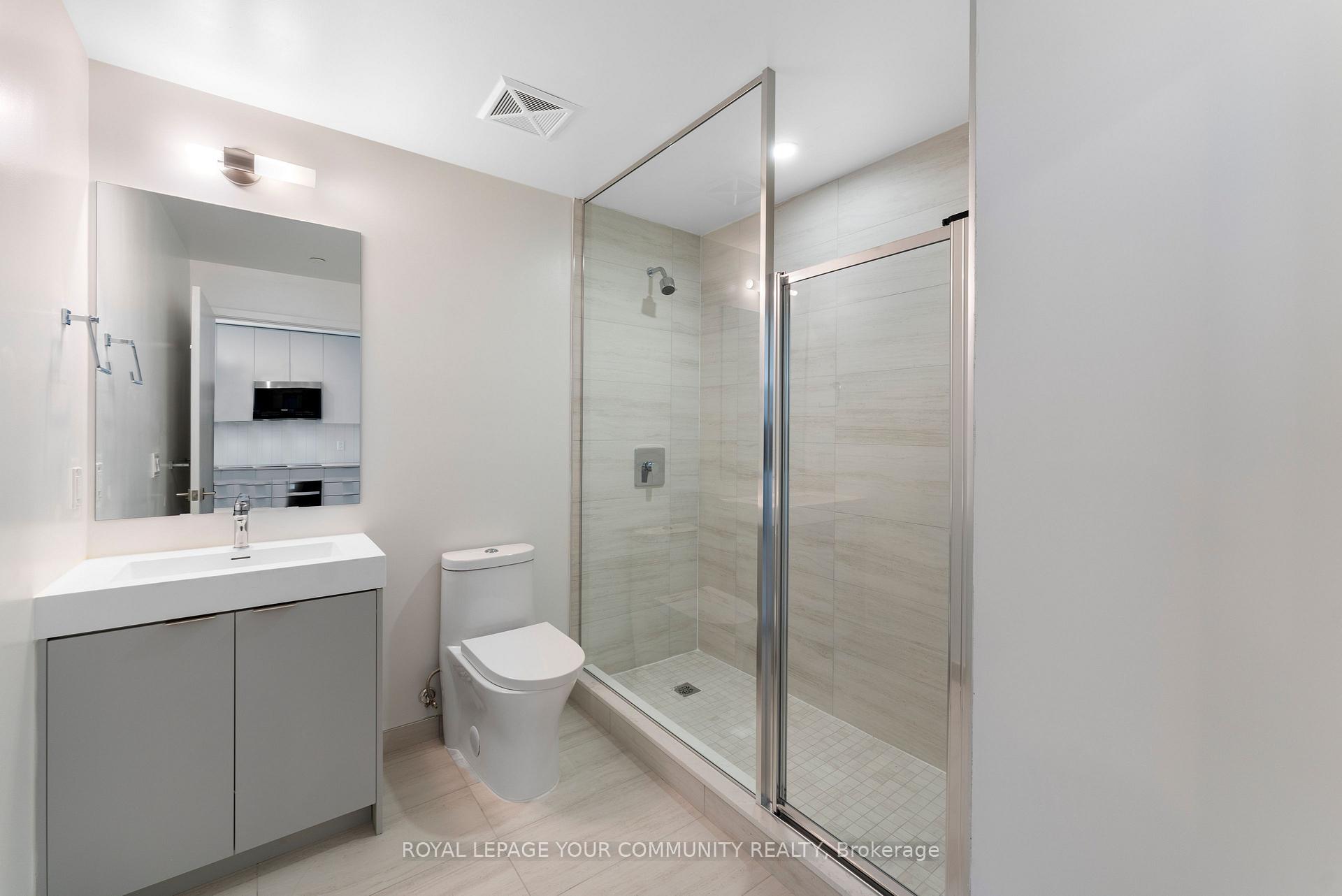 Photo 10 of Unit 2402, 474 Caldari Road, Vaughan, Concord — HOMEH