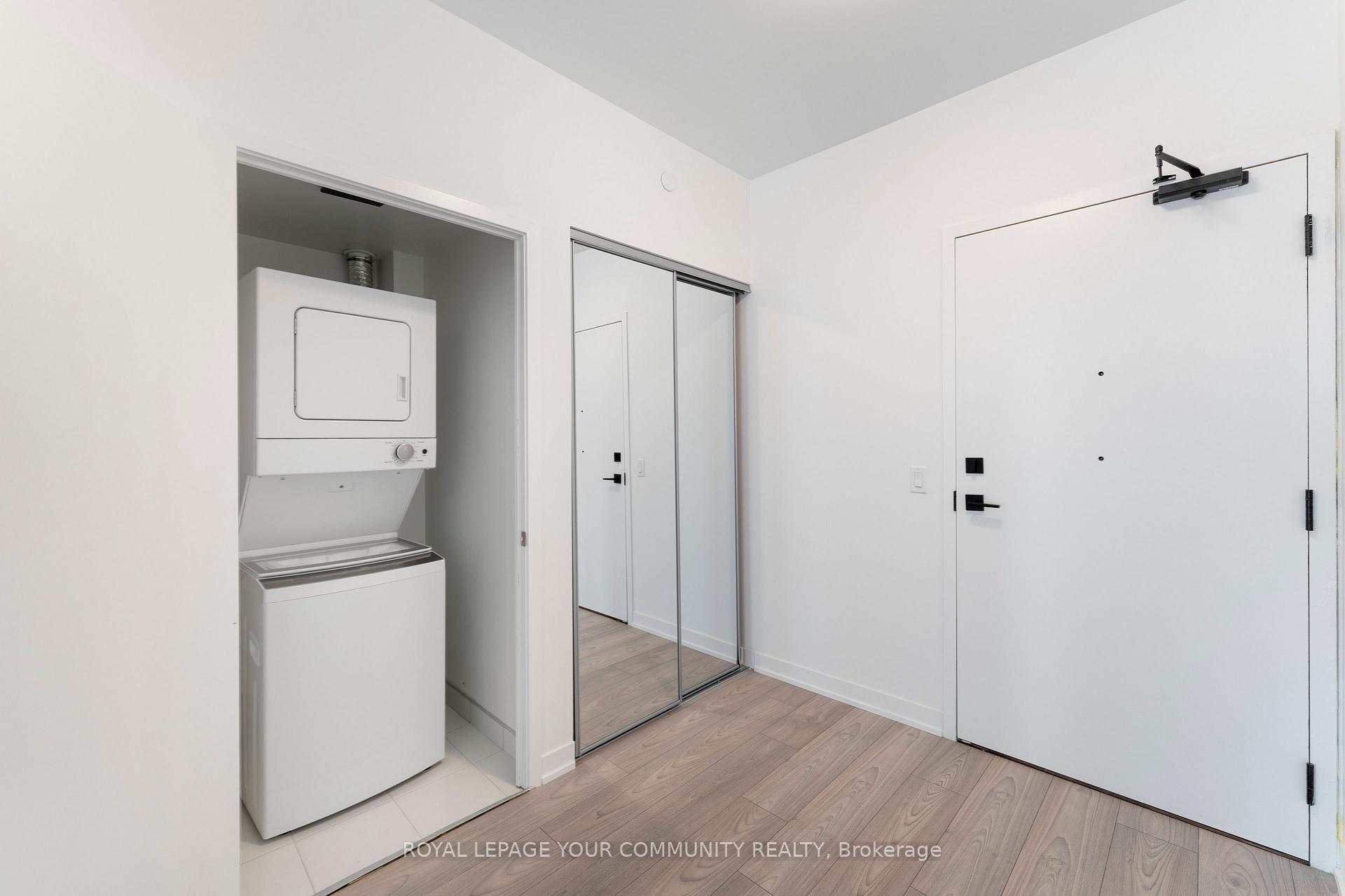 Photo 7 of Unit 2402, 474 Caldari Road, Vaughan, Concord — HOMEH