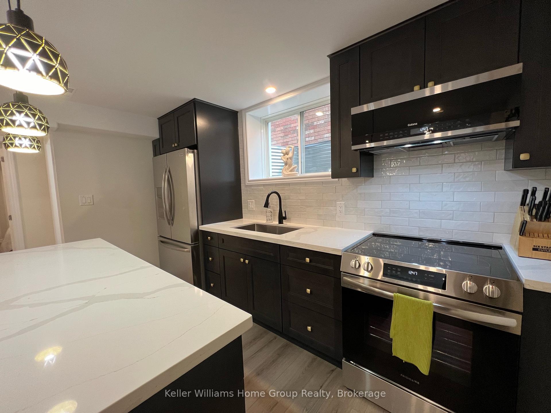 Photo 4 of 291 Colonial Drive, Guelph, Pineridge/Westminster Woods — HOMEH