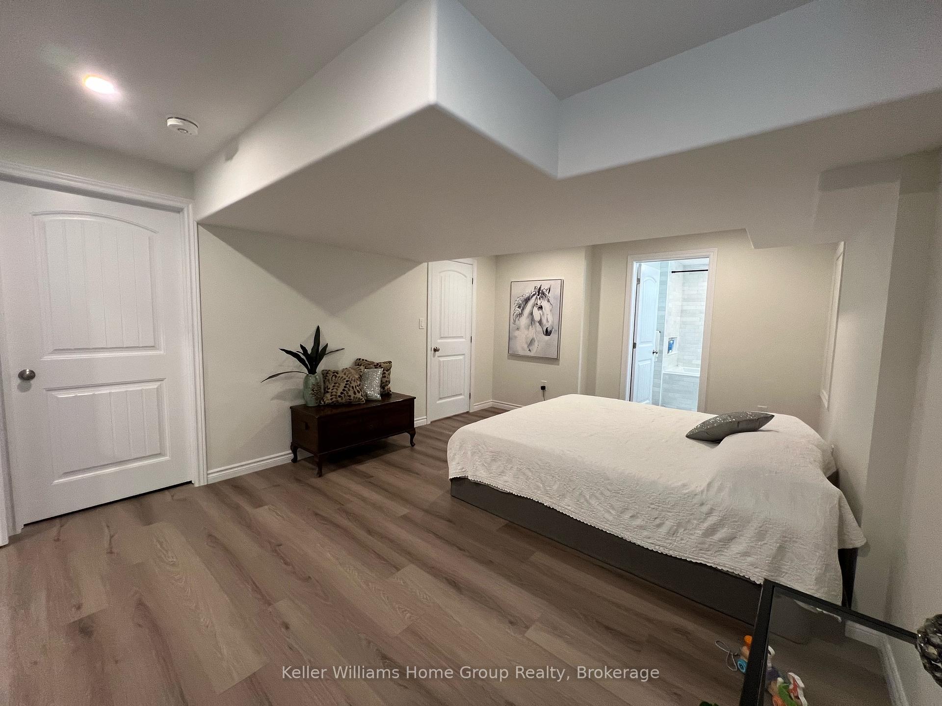 Photo 8 of 291 Colonial Drive, Guelph, Pineridge/Westminster Woods — HOMEH