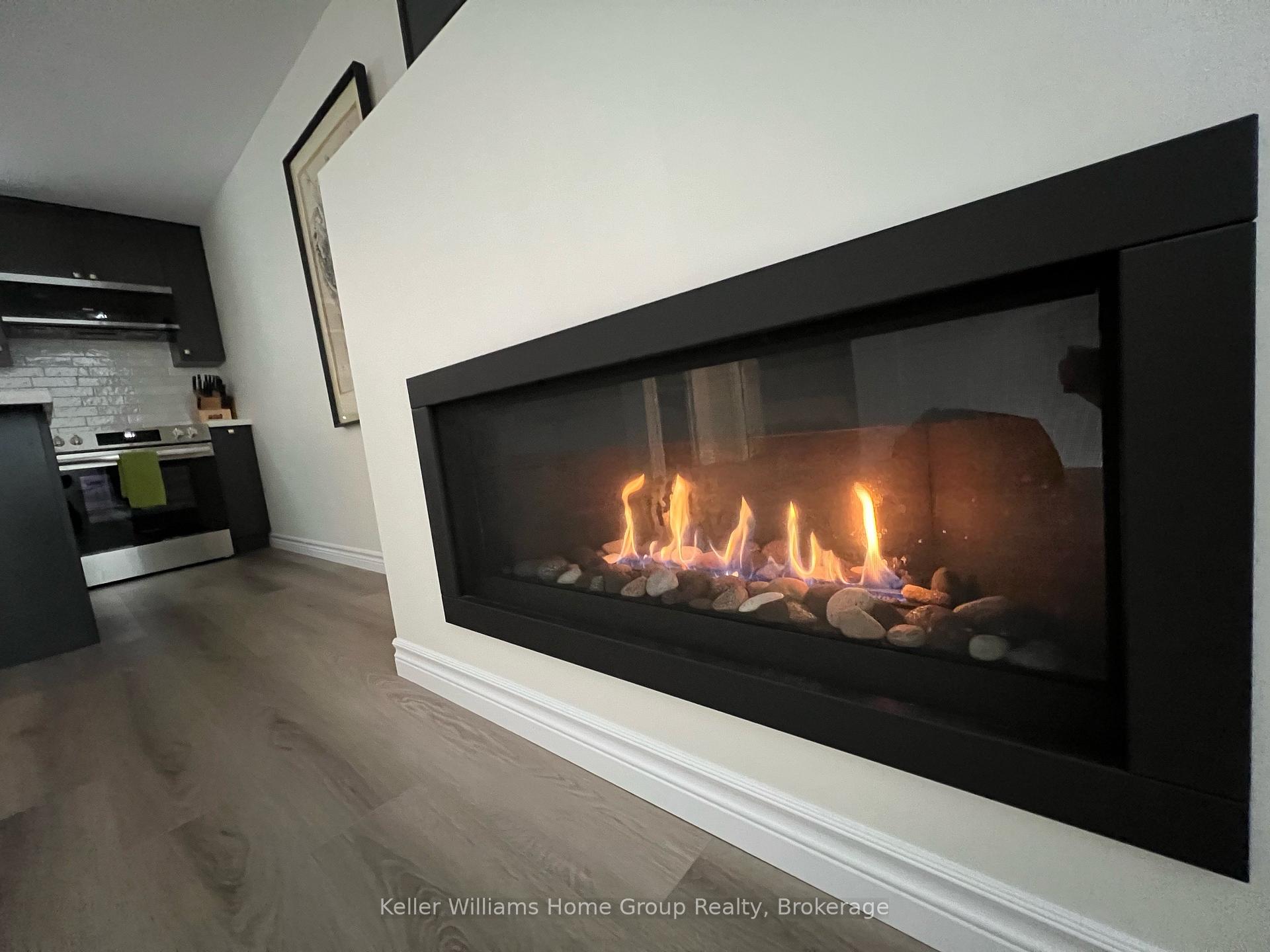 Photo 13 of 291 Colonial Drive, Guelph, Pineridge/Westminster Woods — HOMEH