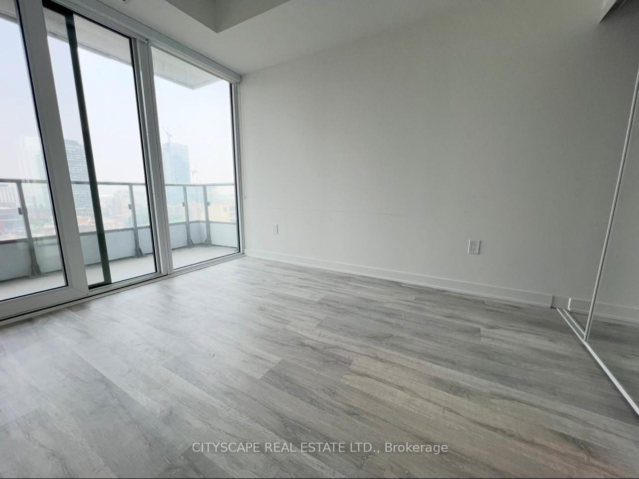 Photo 3 of Unit 1207, 70 Princess Street E, Toronto, Waterfront Communities — HOMEH
