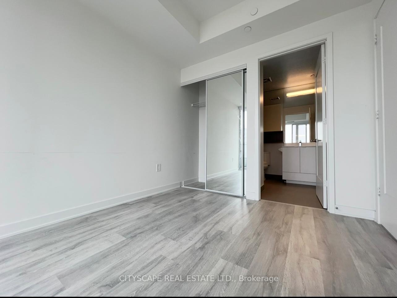 Photo 8 of Unit 1207, 70 Princess Street E, Toronto, Waterfront Communities — HOMEH
