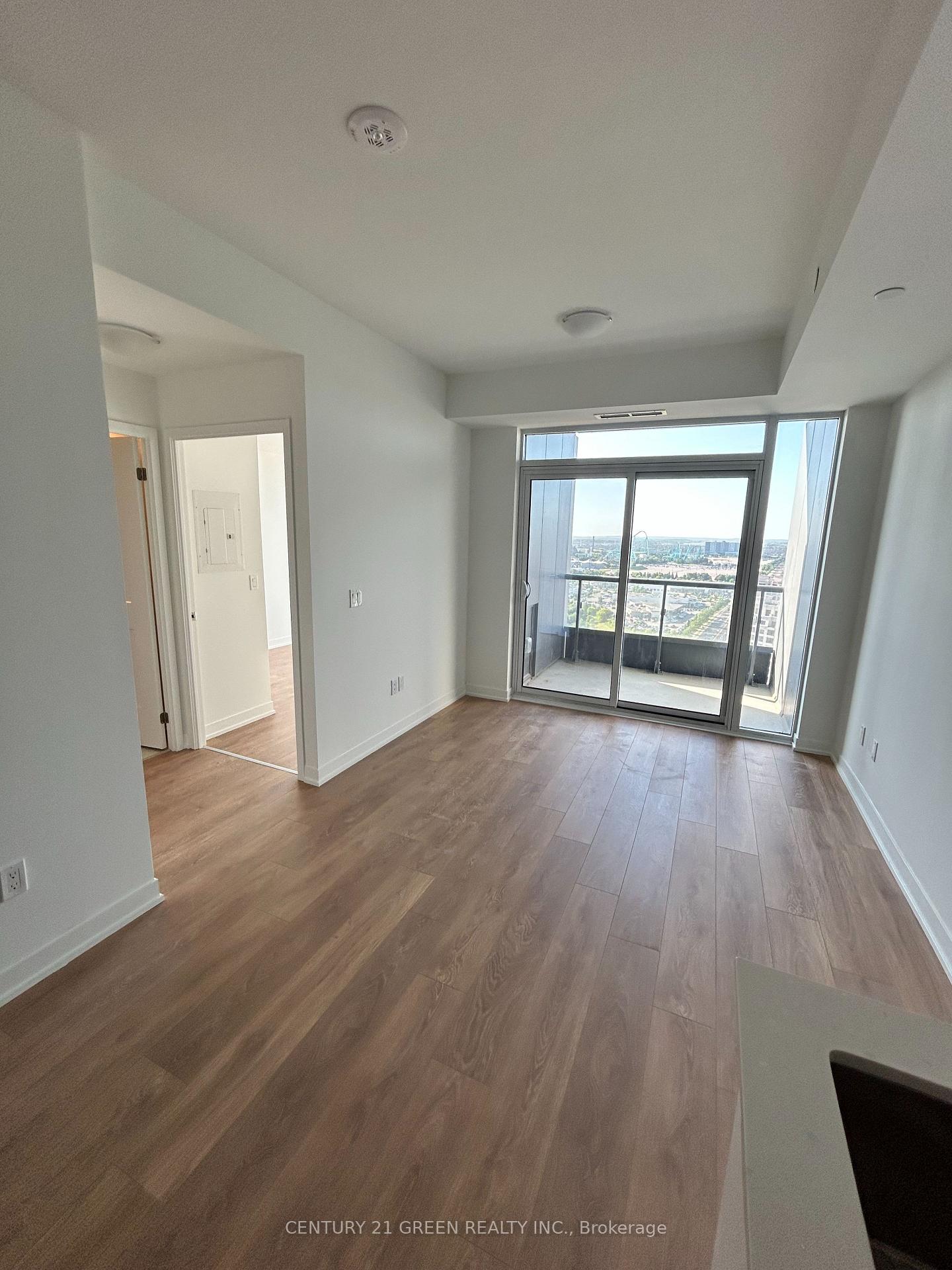Photo 4 of Unit 2427, 498 Caldari Road, Vaughan, Concord — HOMEH