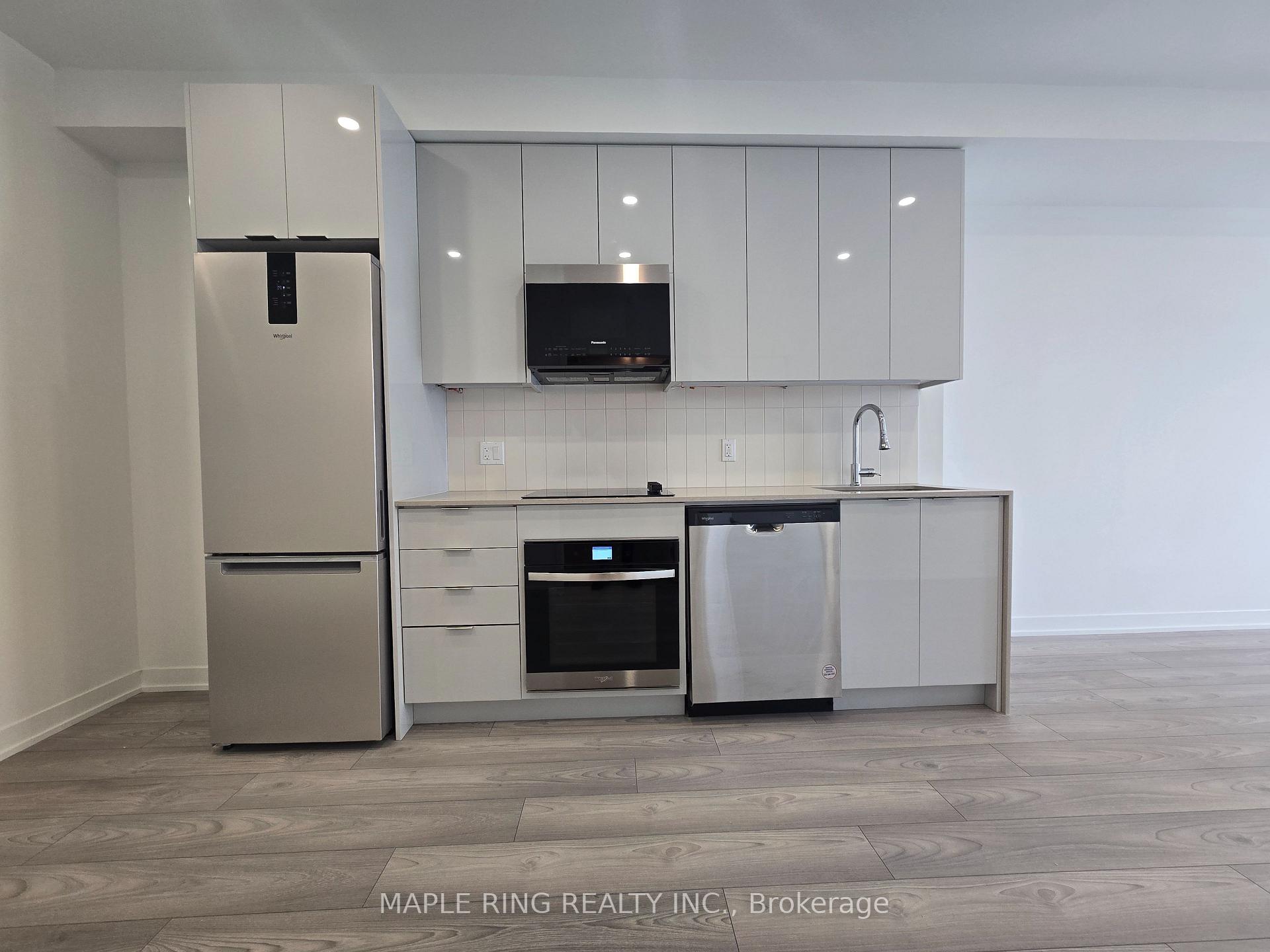Photo 4 of Unit 902, 474 Caldari Road, Vaughan, Concord — HOMEH