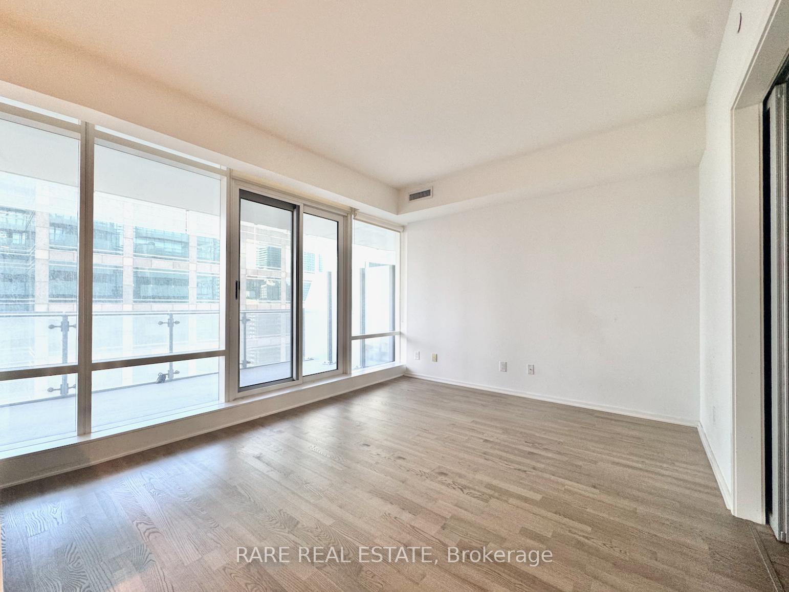 Photo 7 of Unit 1602, 1 Bloor Street E, Toronto, Church-Yonge Corridor — HOMEH