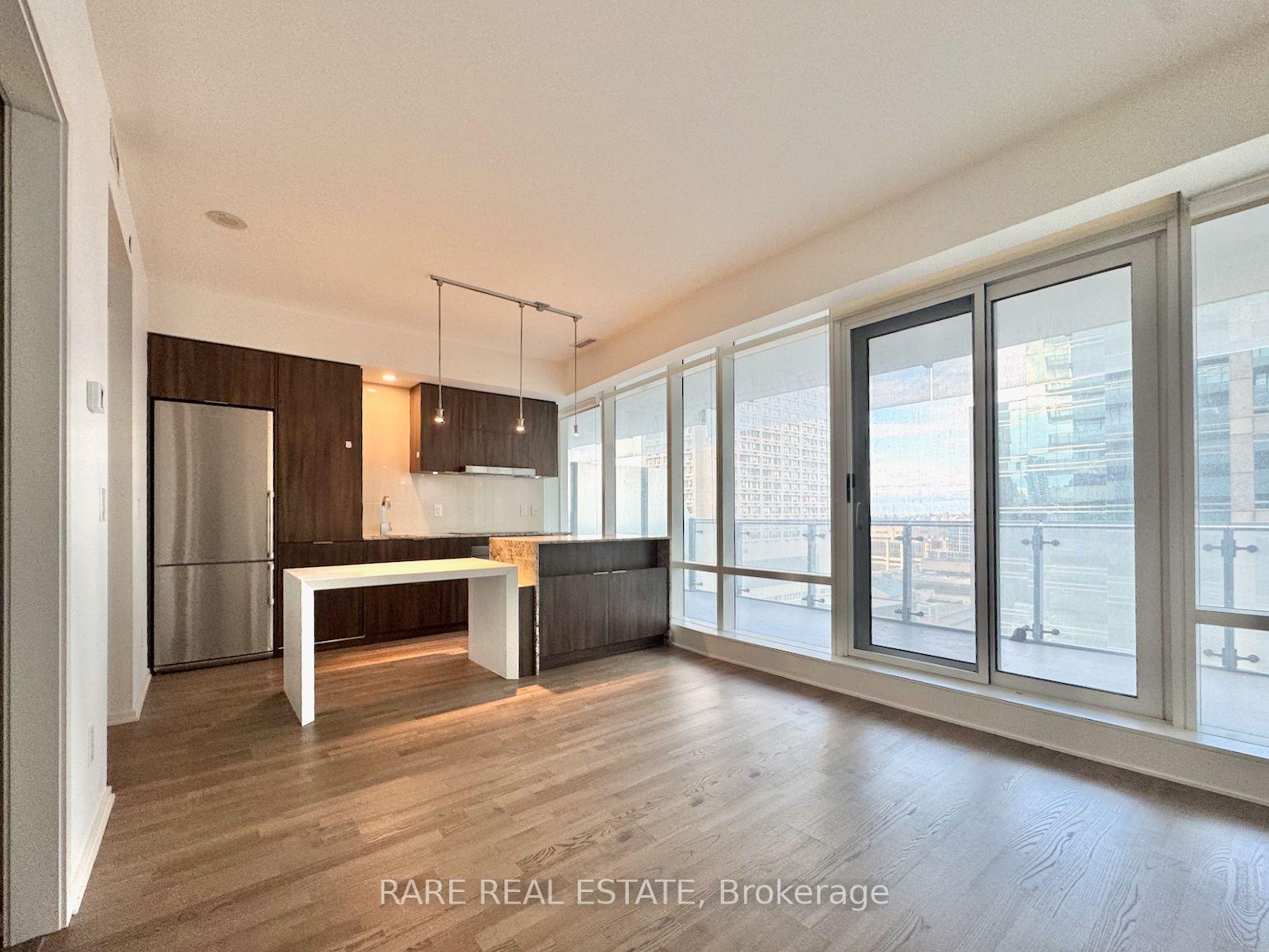 Photo 4 of Unit 1602, 1 Bloor Street E, Toronto, Church-Yonge Corridor — HOMEH