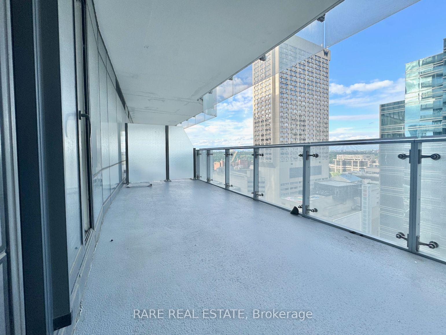 Photo 5 of Unit 1602, 1 Bloor Street E, Toronto, Church-Yonge Corridor — HOMEH