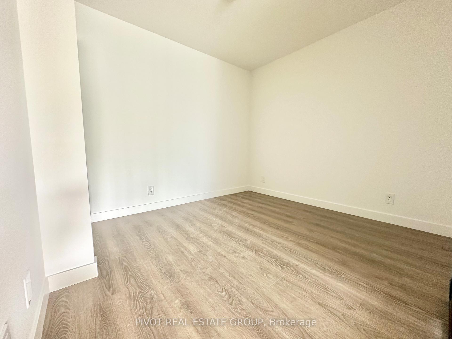 Photo 10 of Unit 420, 1050 Eastern Avenue, Toronto, The Beaches — HOMEH