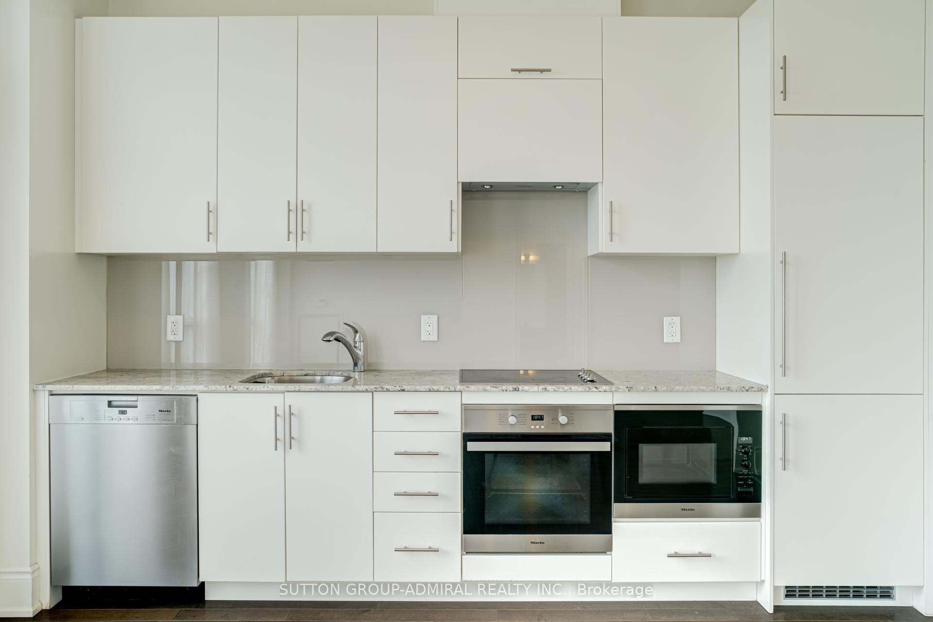 Photo 10 of Unit 1006, 23 Glebe Road W, Toronto, Yonge-Eglinton — HOMEH