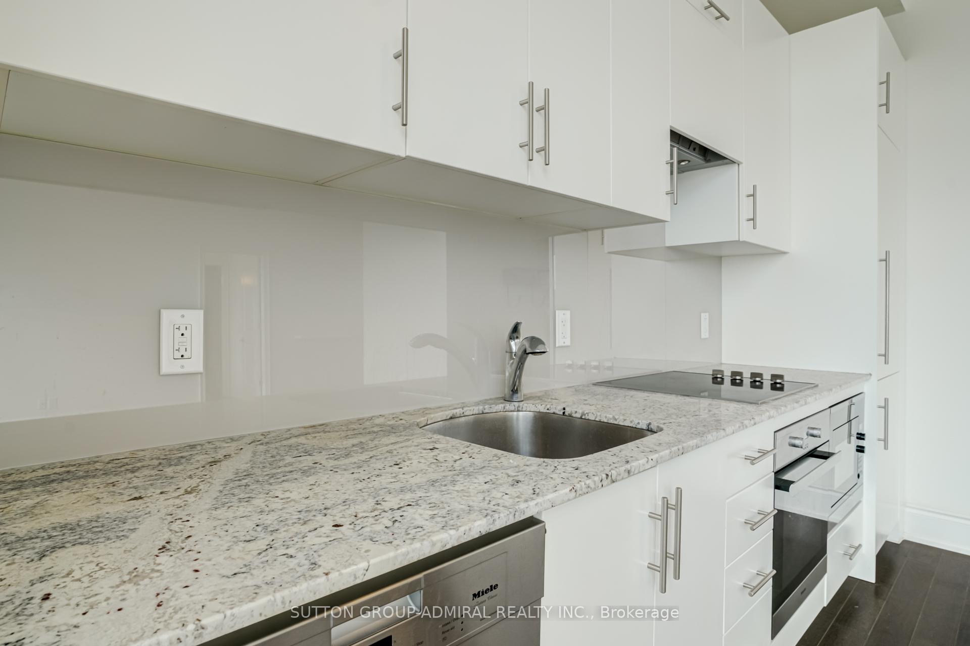 Photo 7 of Unit 1006, 23 Glebe Road W, Toronto, Yonge-Eglinton — HOMEH