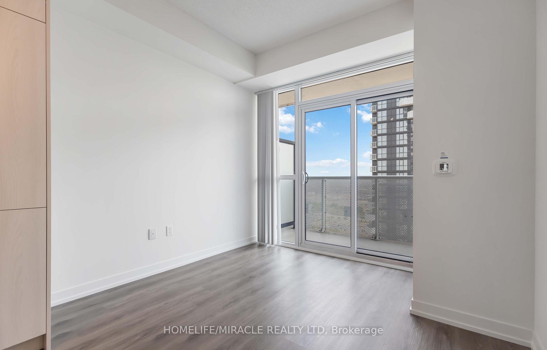 Photo 6 of Unit 4701, 225 Commerce Street, Vaughan, Vaughan Corporate Centre — HOMEH