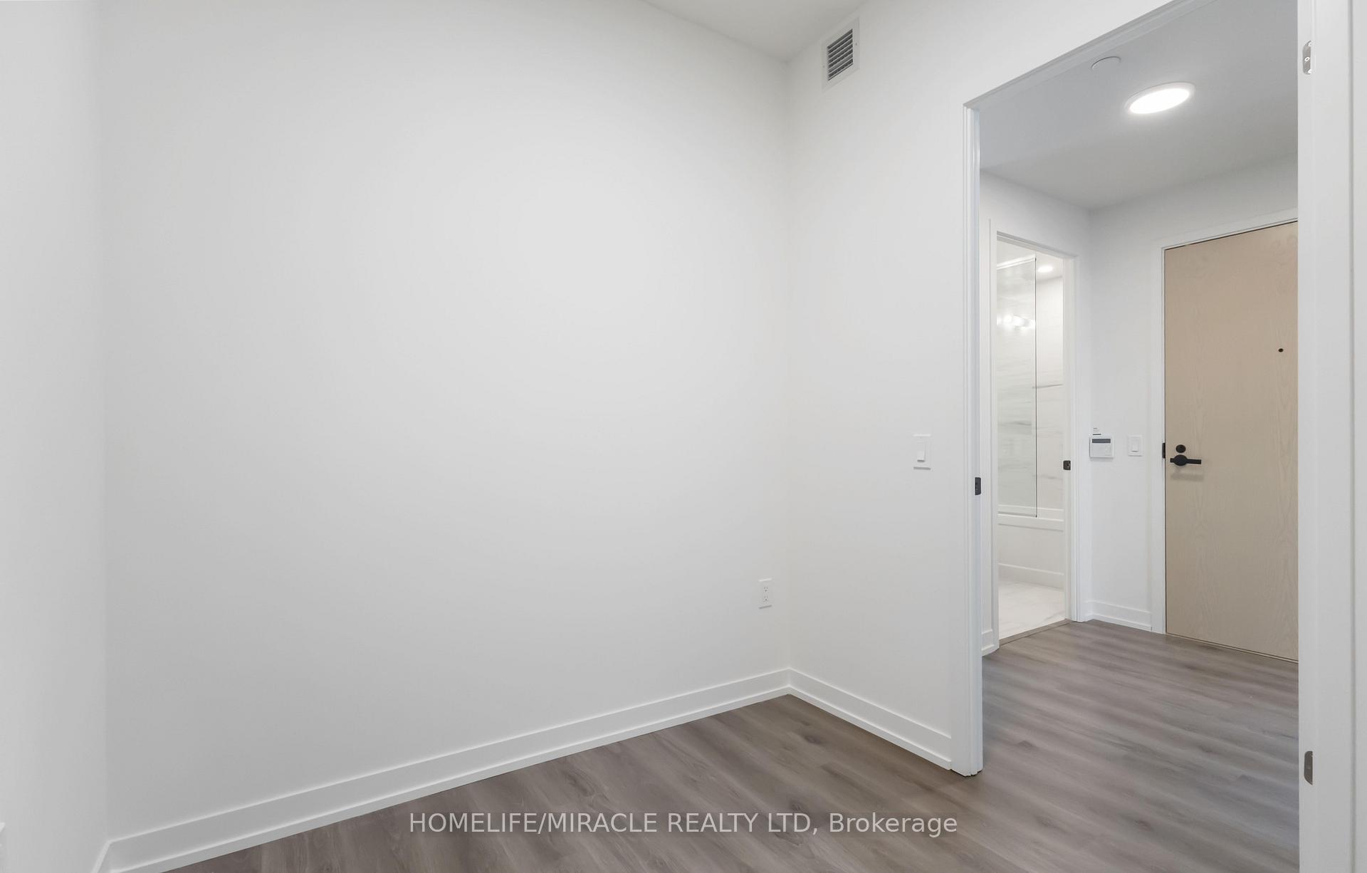 Photo 9 of Unit 4701, 225 Commerce Street, Vaughan, Vaughan Corporate Centre — HOMEH