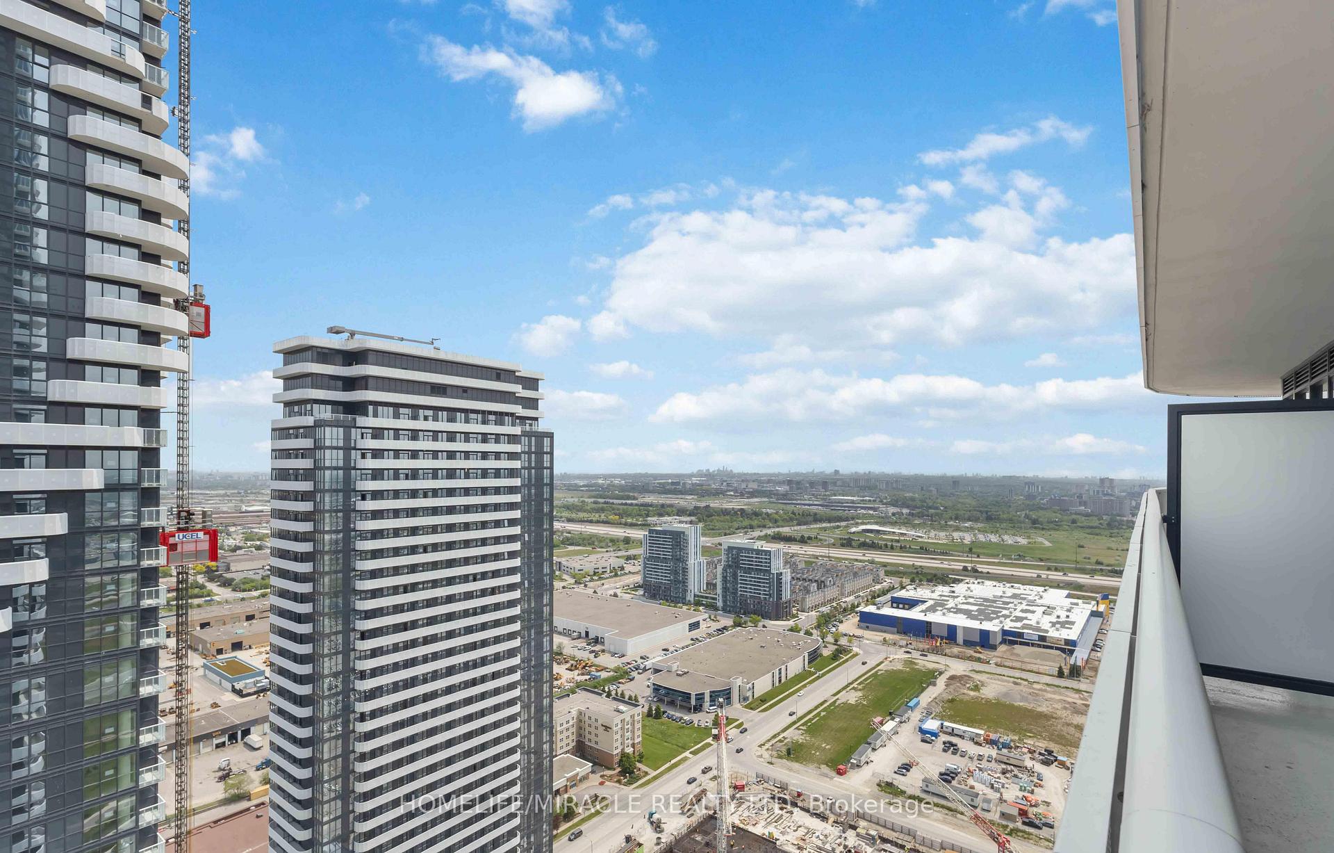 Photo 13 of Unit 4701, 225 Commerce Street, Vaughan, Vaughan Corporate Centre — HOMEH