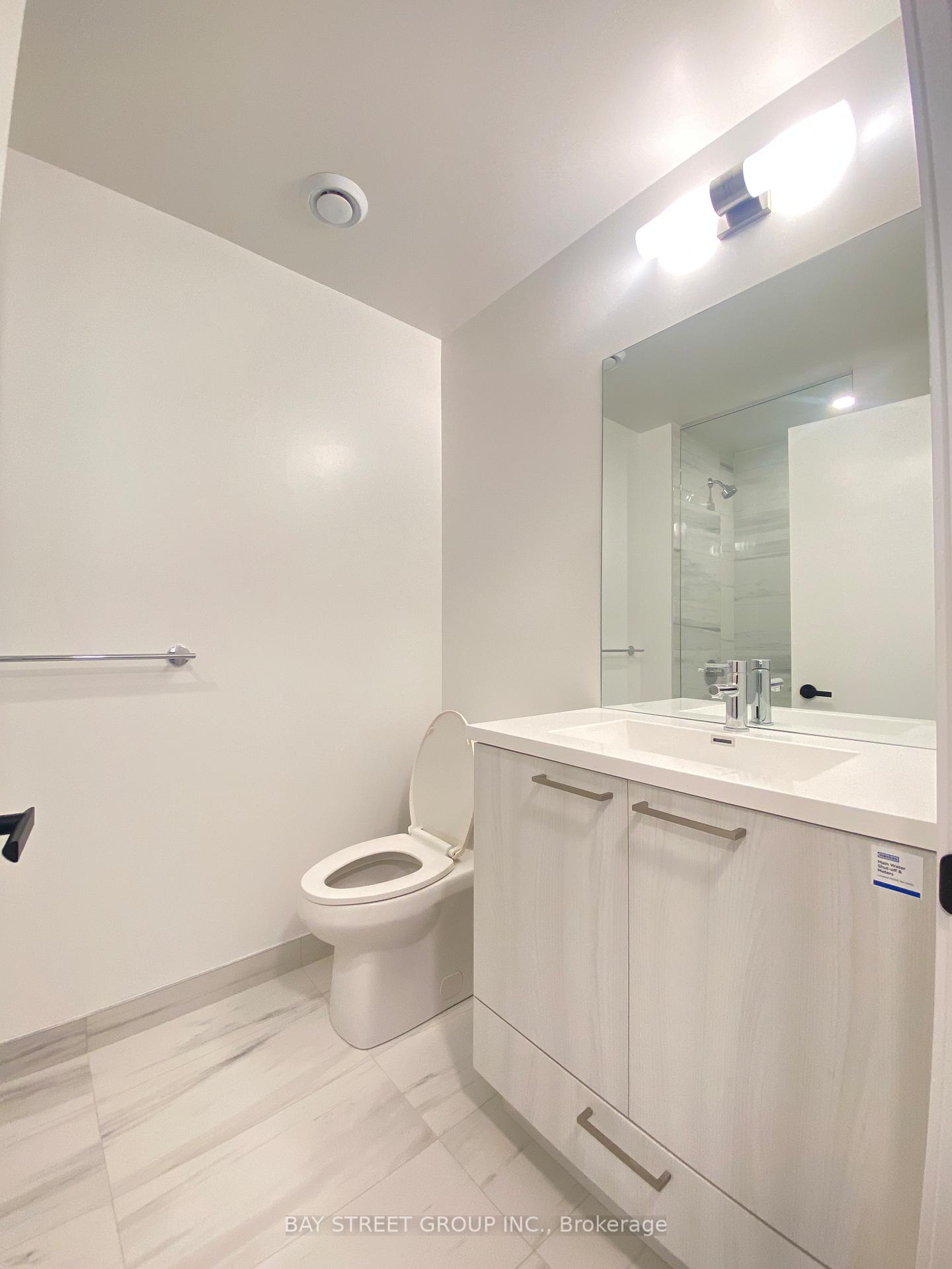 Photo 7 of Unit 4910, 225 Commerce Street, Vaughan, Vaughan Corporate Centre — HOMEH