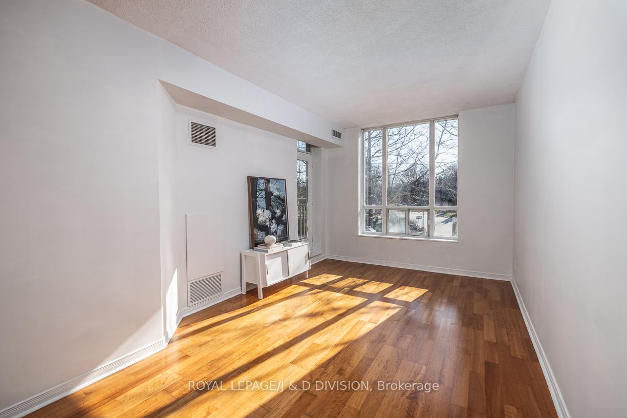 Photo 14 of Unit 207, 485 Rosewell Avenue, Toronto, Lawrence Park South — HOMEH