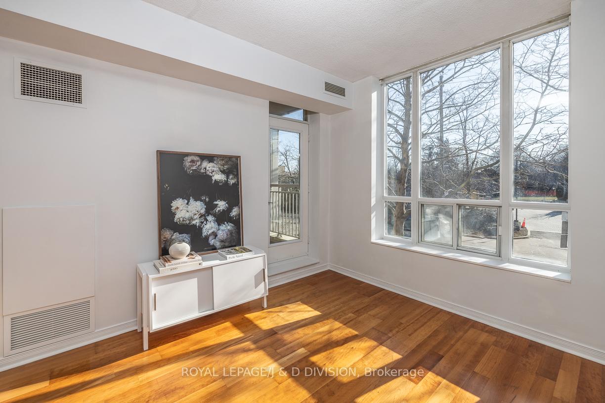 Photo 11 of Unit 207, 485 Rosewell Avenue, Toronto, Lawrence Park South — HOMEH