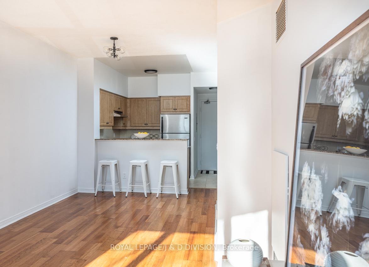 Photo 5 of Unit 207, 485 Rosewell Avenue, Toronto, Lawrence Park South — HOMEH