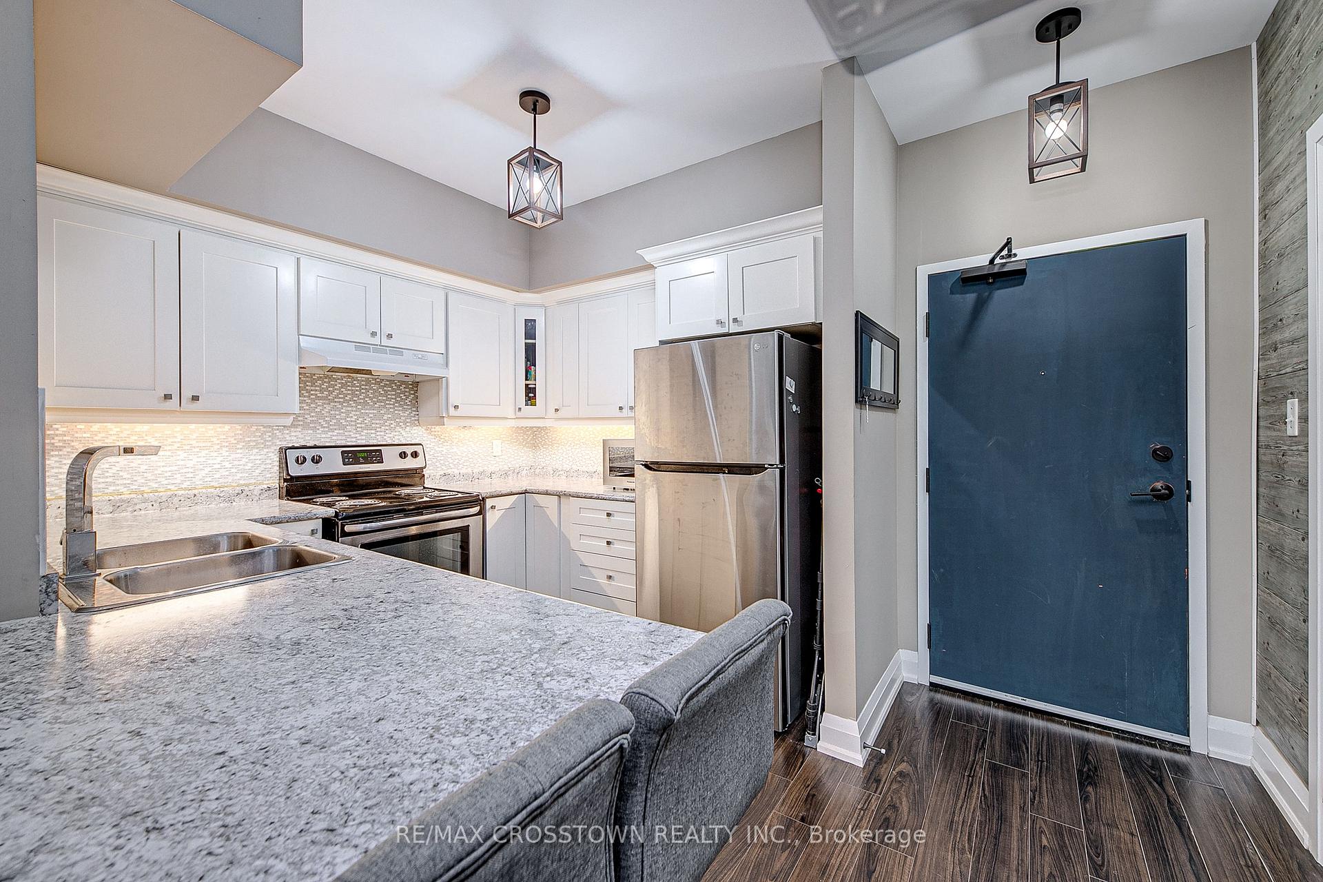 Photo 40 of Unit 208, 720 Yonge Street, Barrie, Painswick South — HOMEH