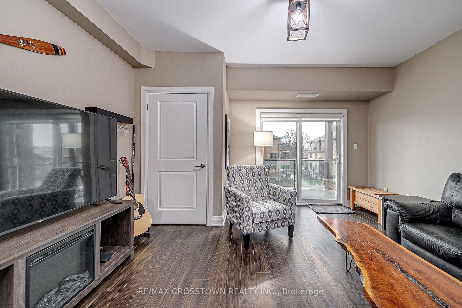 Photo 11 of Unit 208, 720 Yonge Street, Barrie, Painswick South — HOMEH