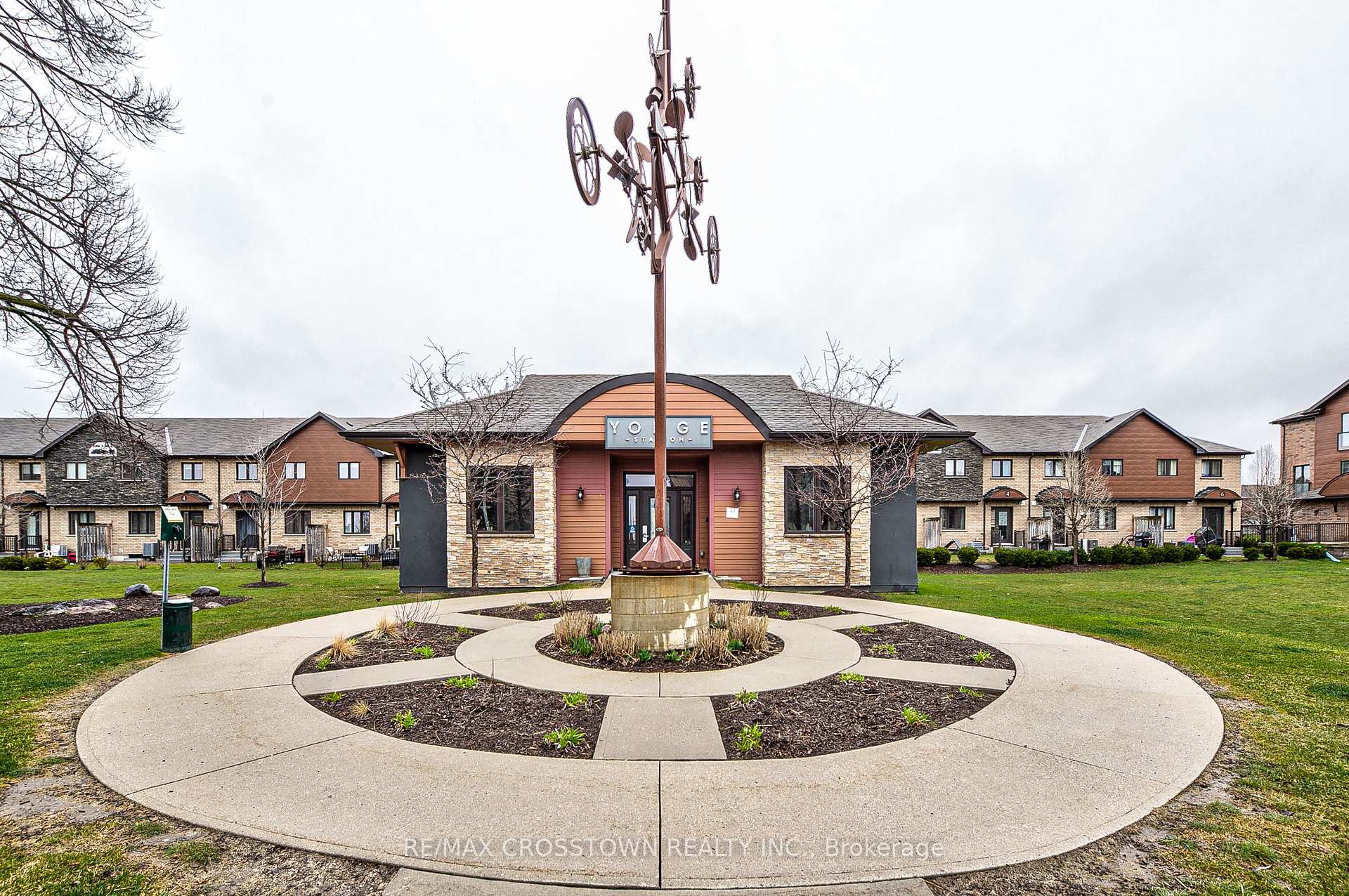 Photo 33 of Unit 208, 720 Yonge Street, Barrie, Painswick South — HOMEH