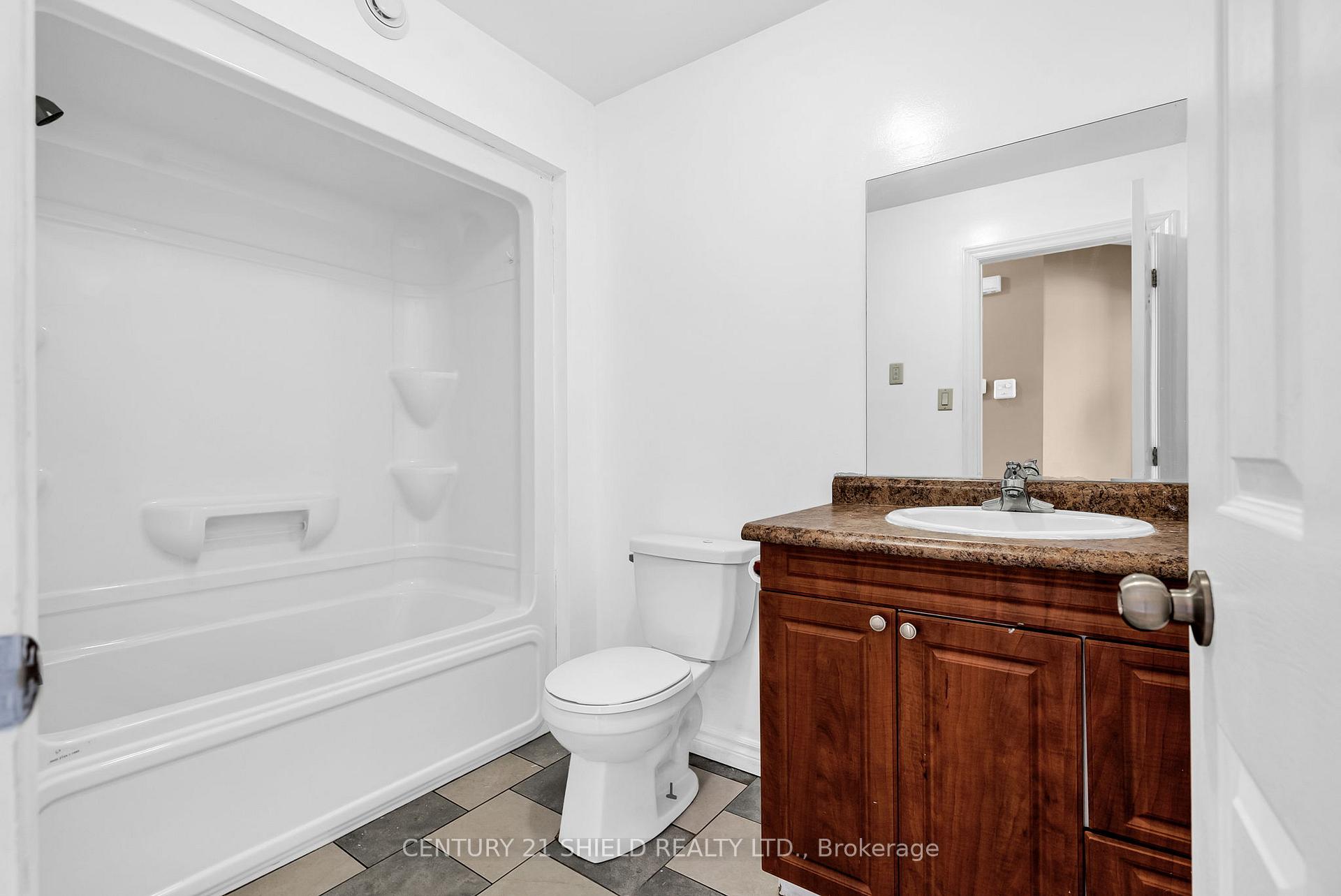Photo 9 of 108 Forestdale Crescent, Cornwall — HOMEH