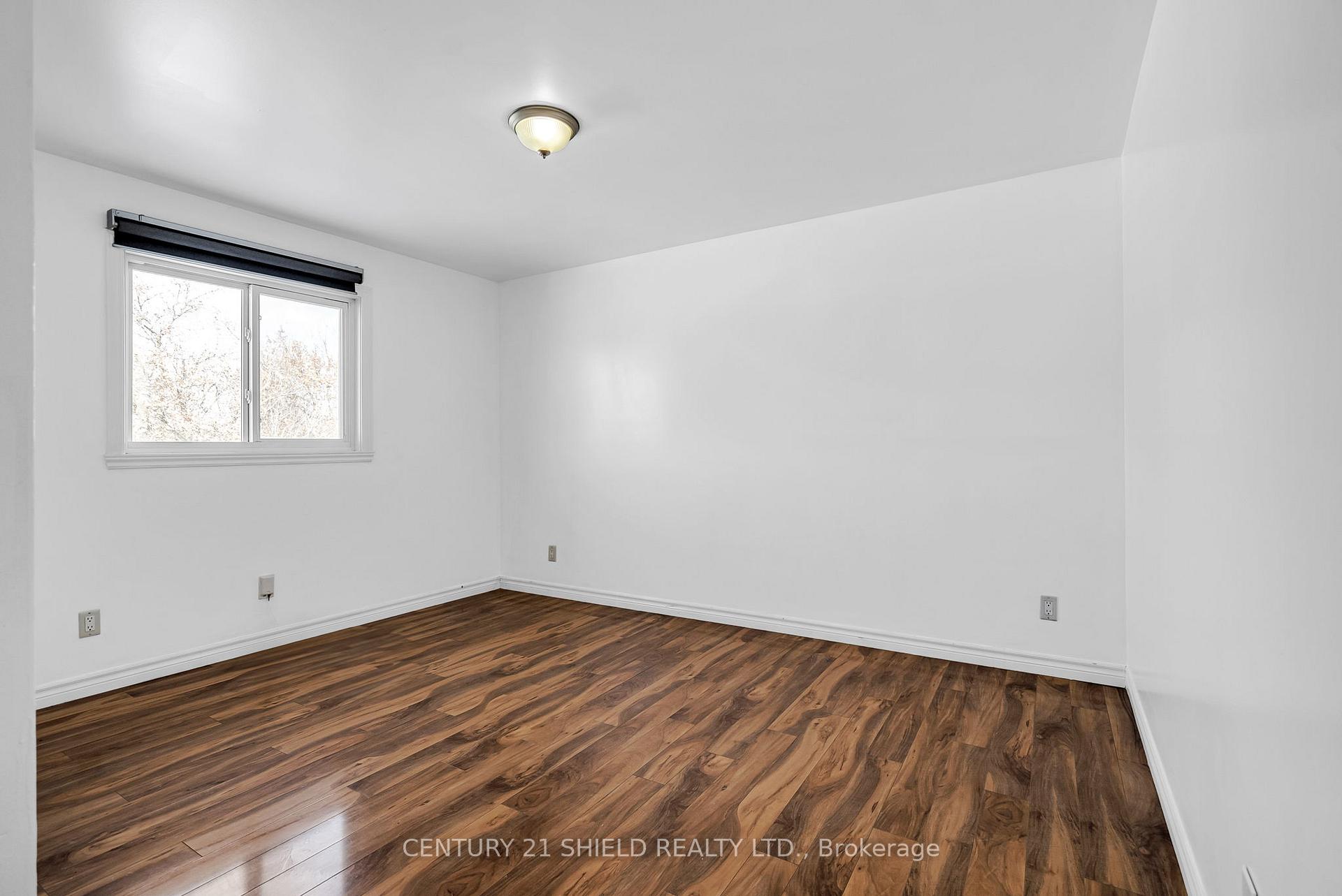 Photo 12 of 108 Forestdale Crescent, Cornwall — HOMEH