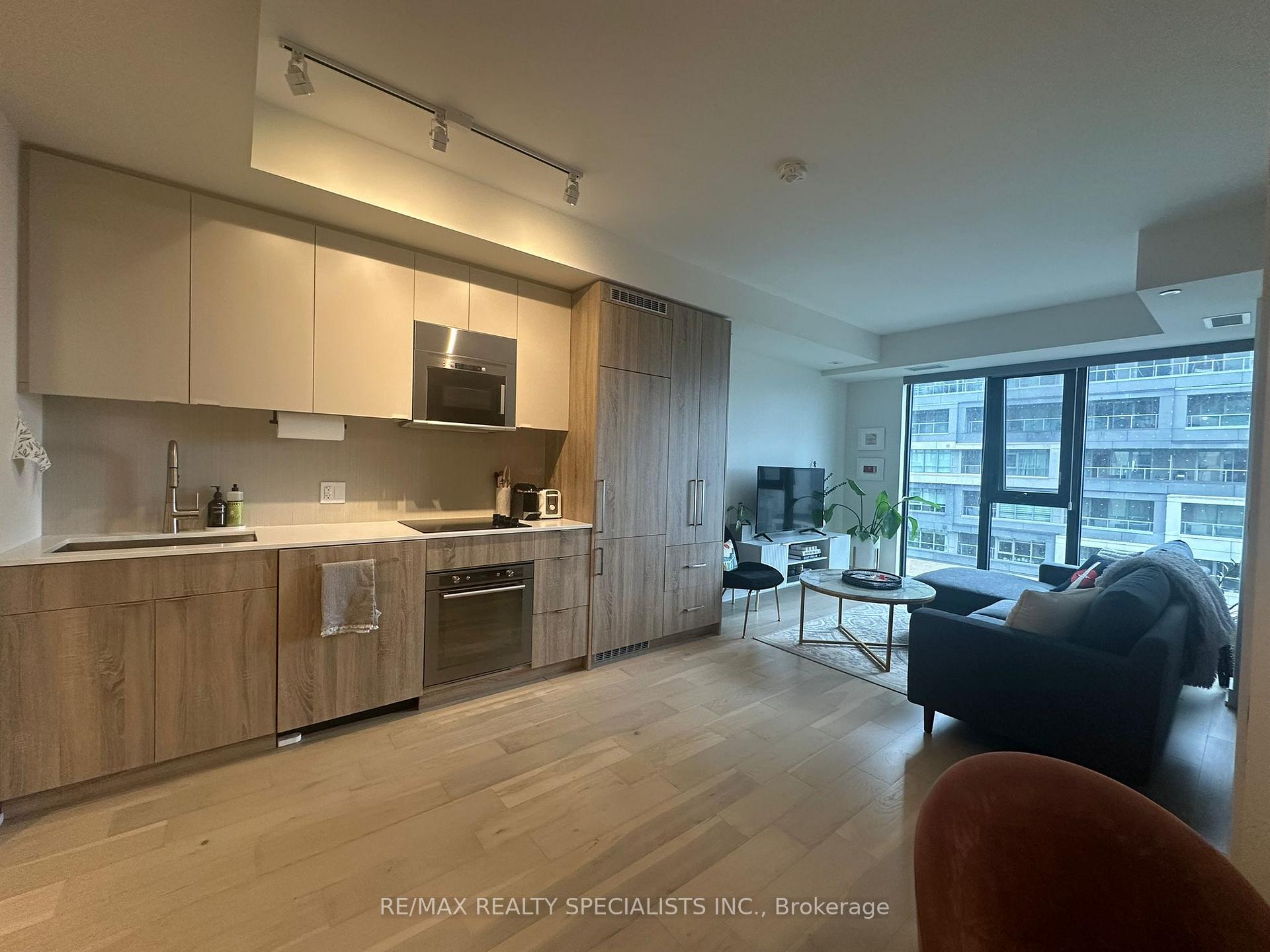 Photo 6 of Unit 517, 840 St Clair Avenue W, Toronto, Oakwood Village — HOMEH