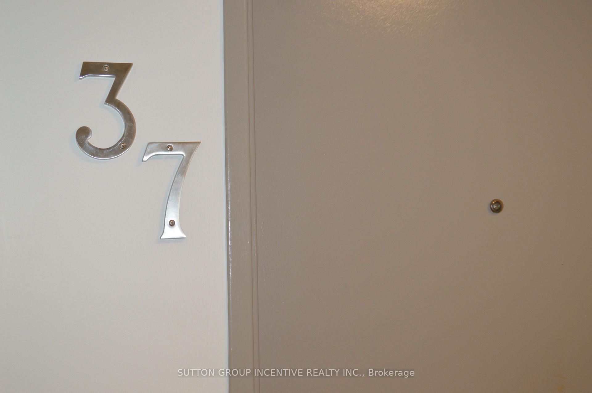 Photo 6 of Unit 37, 2 Albert Street, Barrie, North Shore — HOMEH