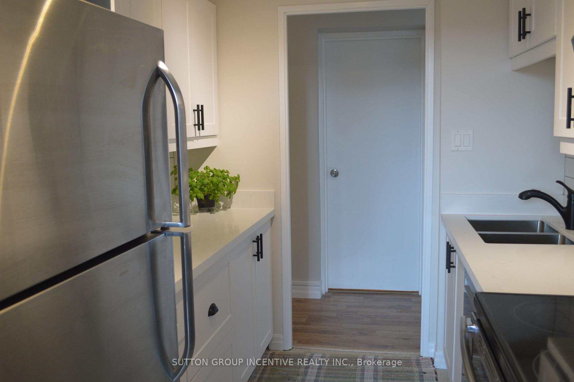 Photo 2 of Unit 37, 2 Albert Street, Barrie, North Shore — HOMEH