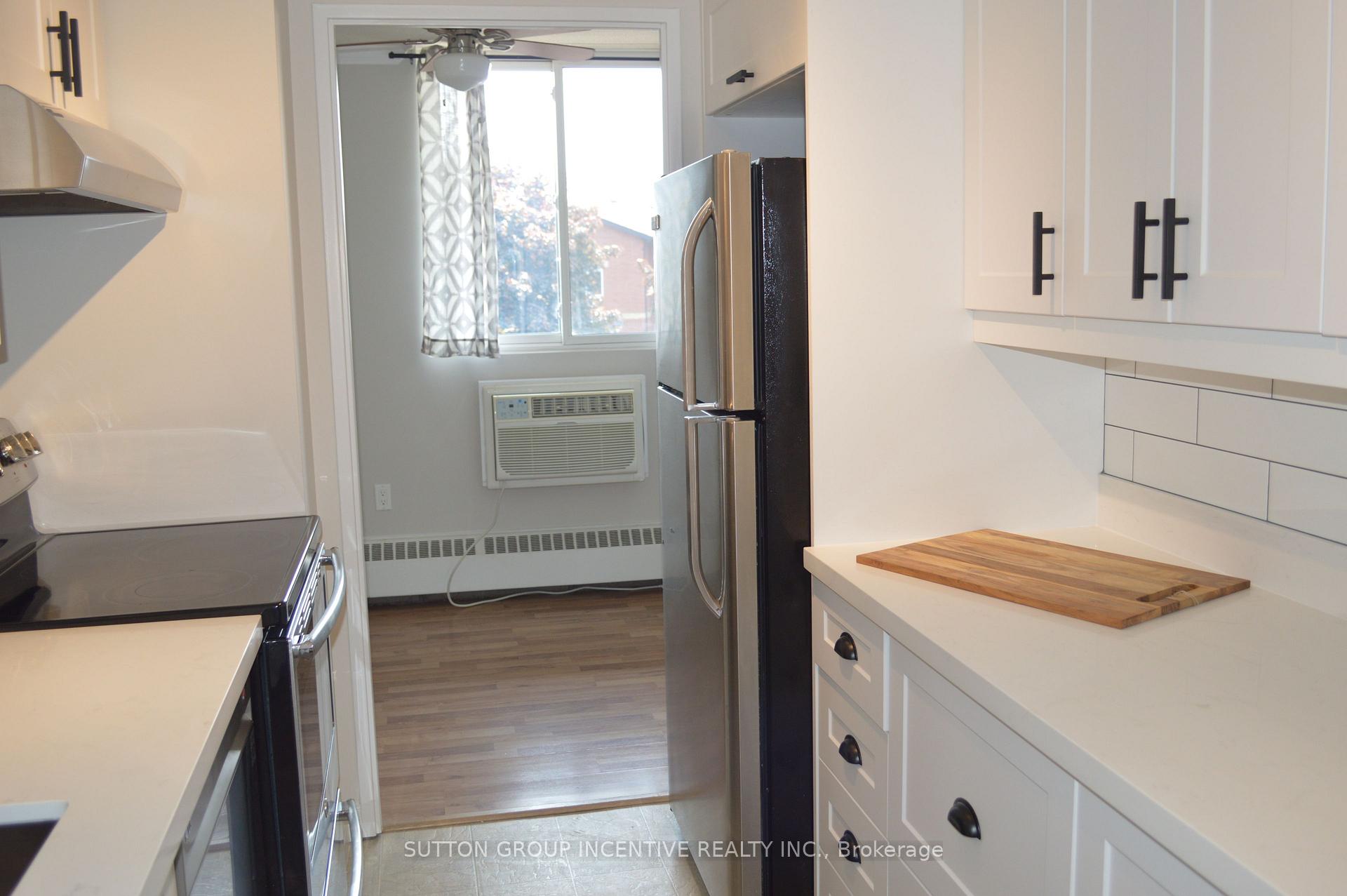 Photo 4 of Unit 37, 2 Albert Street, Barrie, North Shore — HOMEH
