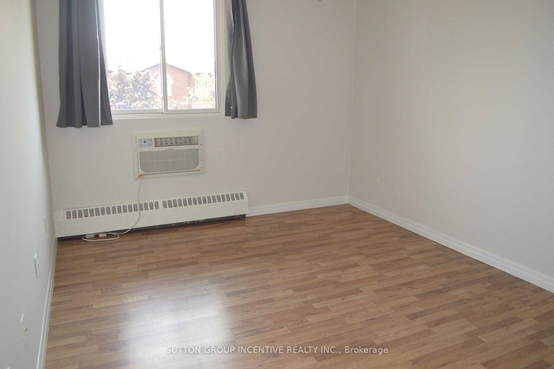 Photo 17 of Unit 37, 2 Albert Street, Barrie, North Shore — HOMEH