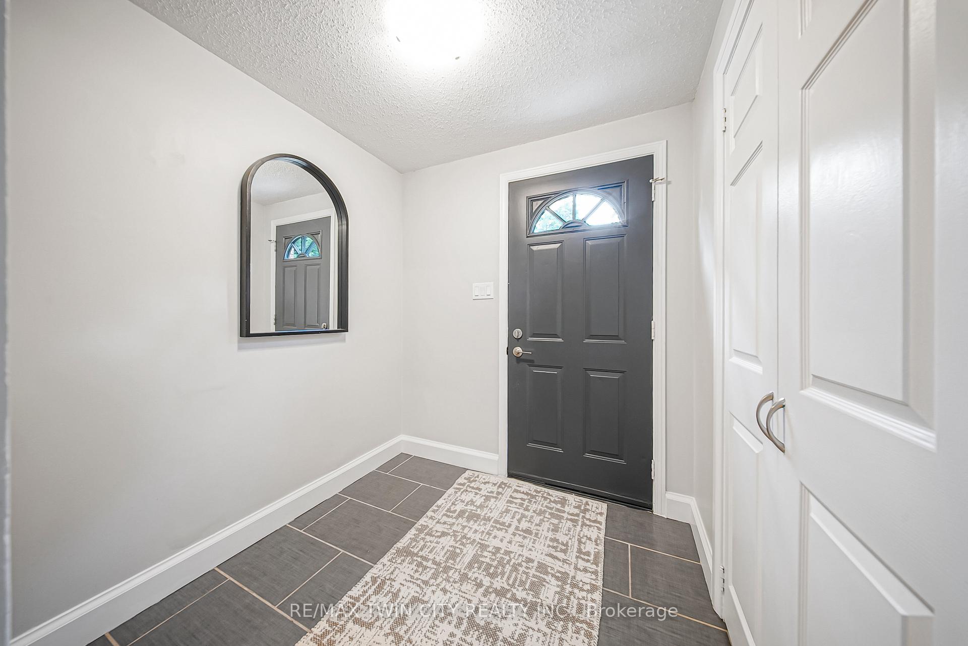 Photo 7 of 82 Galt Street, Guelph, Junction/Onward Willow — HOMEH