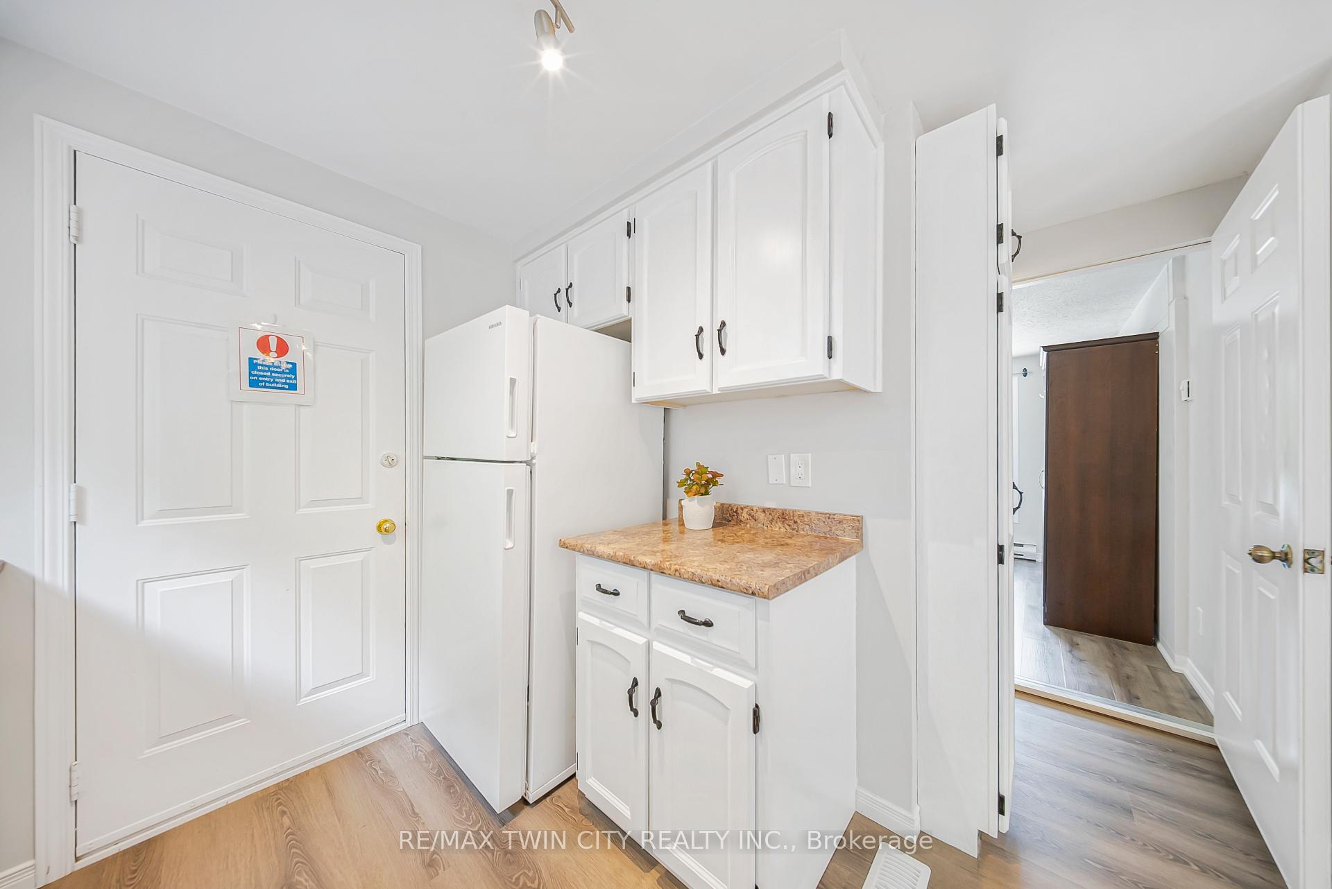 Photo 14 of 82 Galt Street, Guelph, Junction/Onward Willow — HOMEH