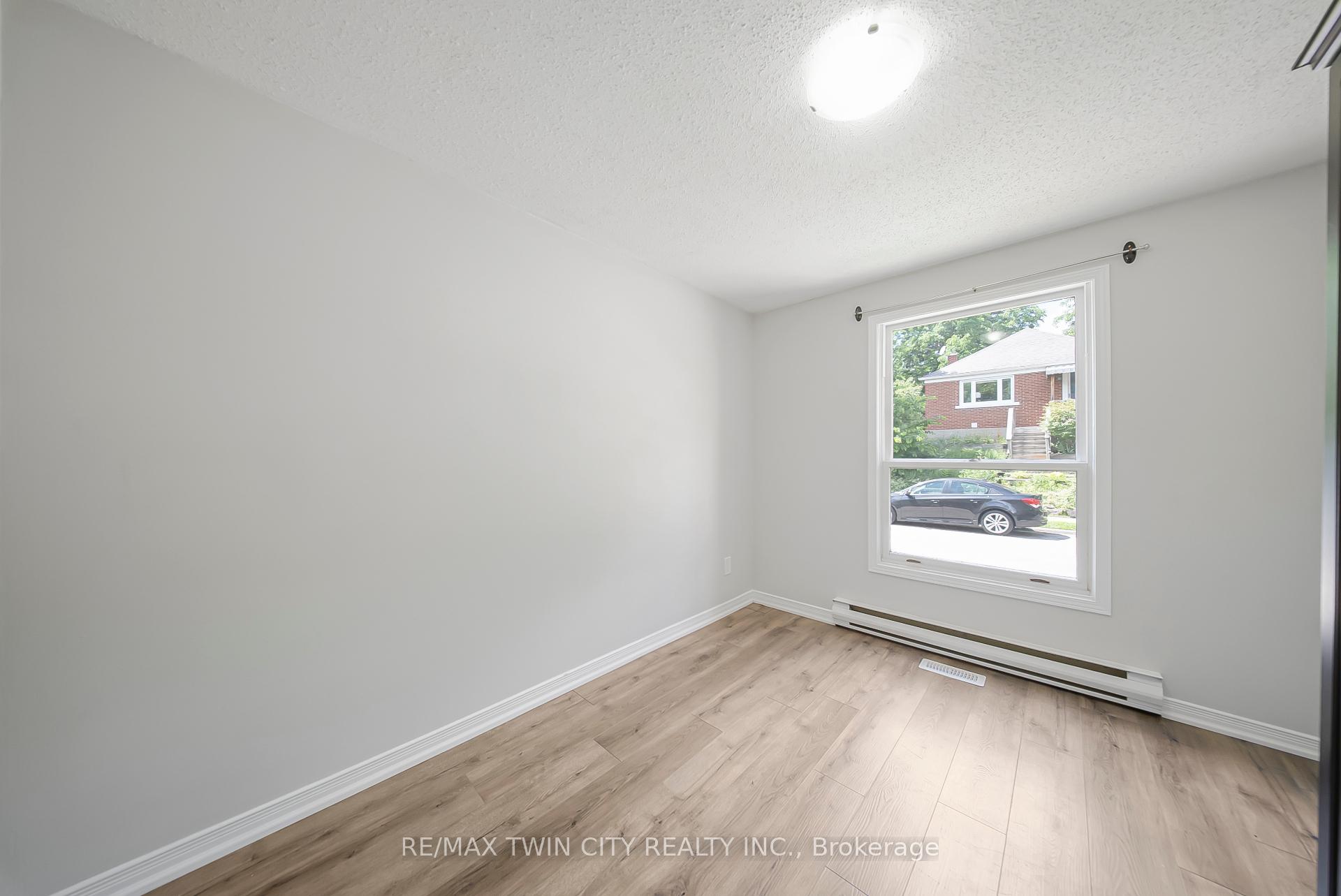 Photo 18 of 82 Galt Street, Guelph, Junction/Onward Willow — HOMEH