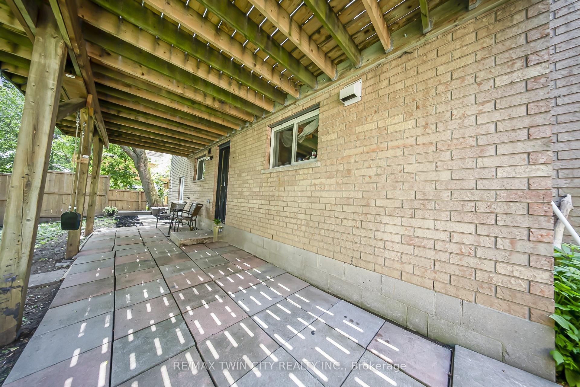 Photo 36 of 82 Galt Street, Guelph, Junction/Onward Willow — HOMEH
