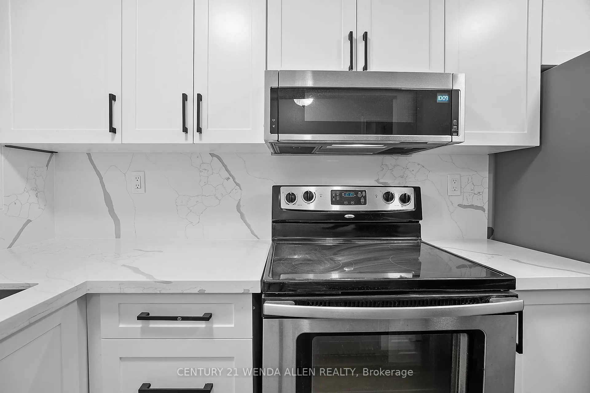 Photo 6 of Unit I-15, 1659 Nash Road, Clarington, Courtice — HOMEH
