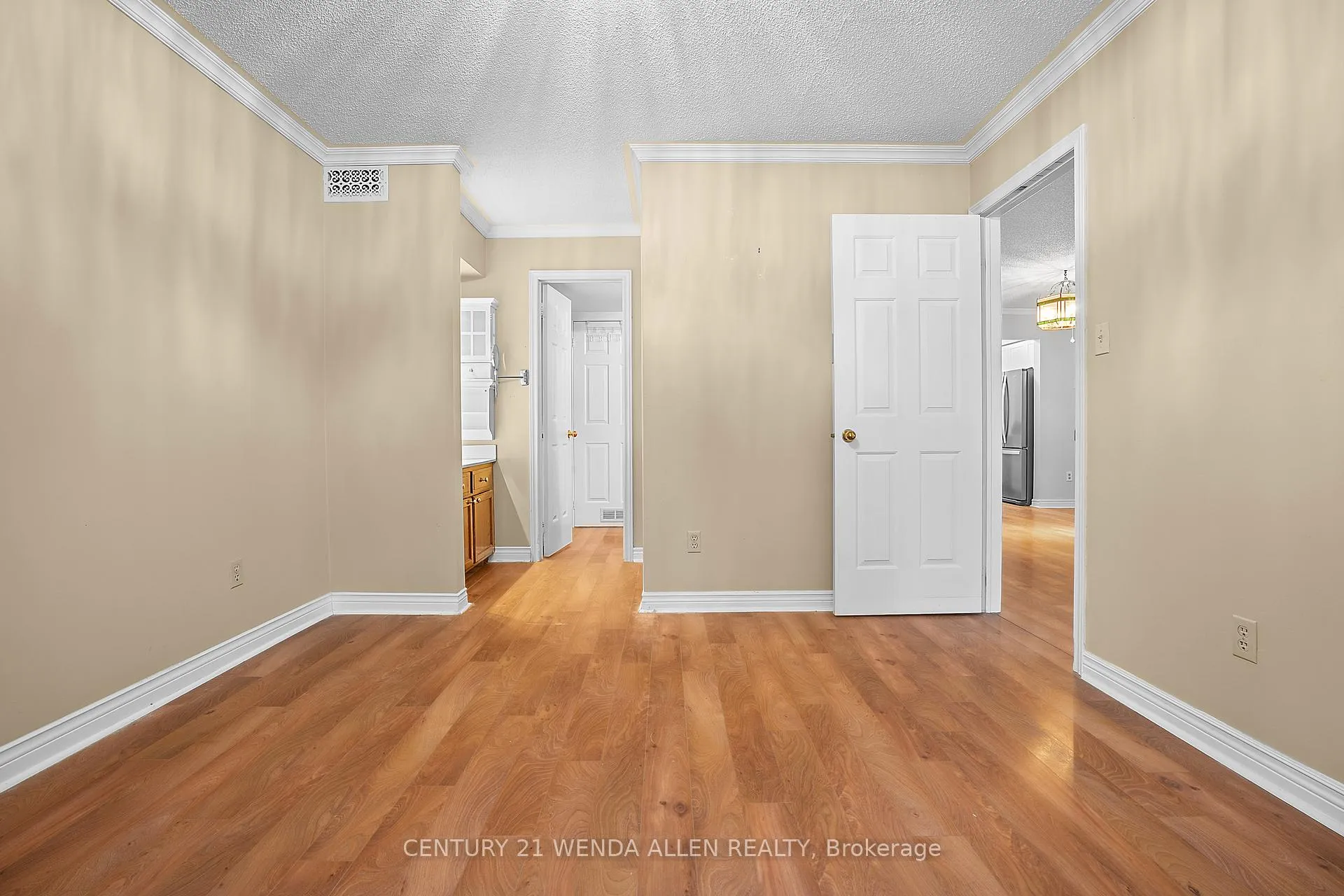 Photo 14 of Unit I-15, 1659 Nash Road, Clarington, Courtice — HOMEH