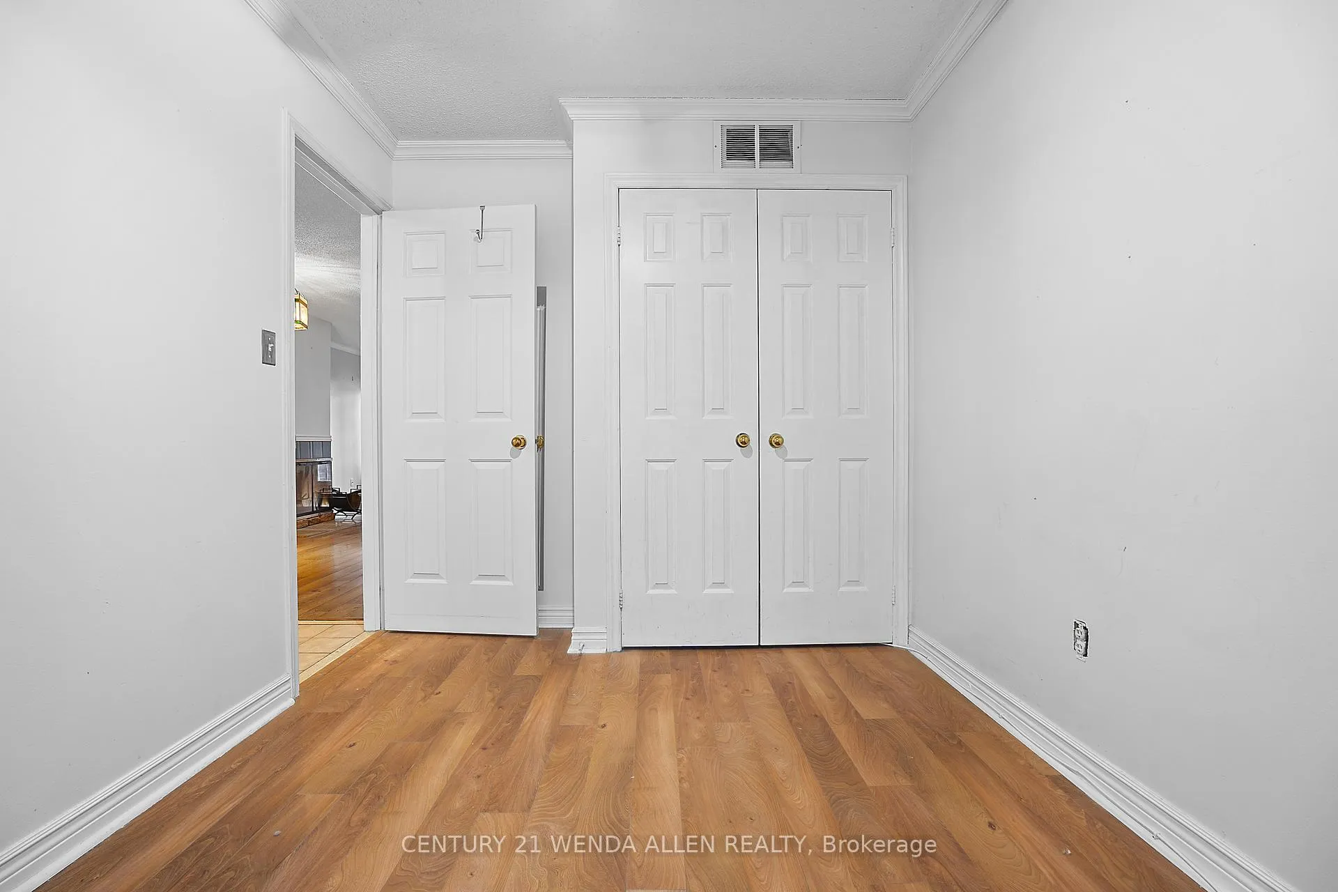 Photo 21 of Unit I-15, 1659 Nash Road, Clarington, Courtice — HOMEH