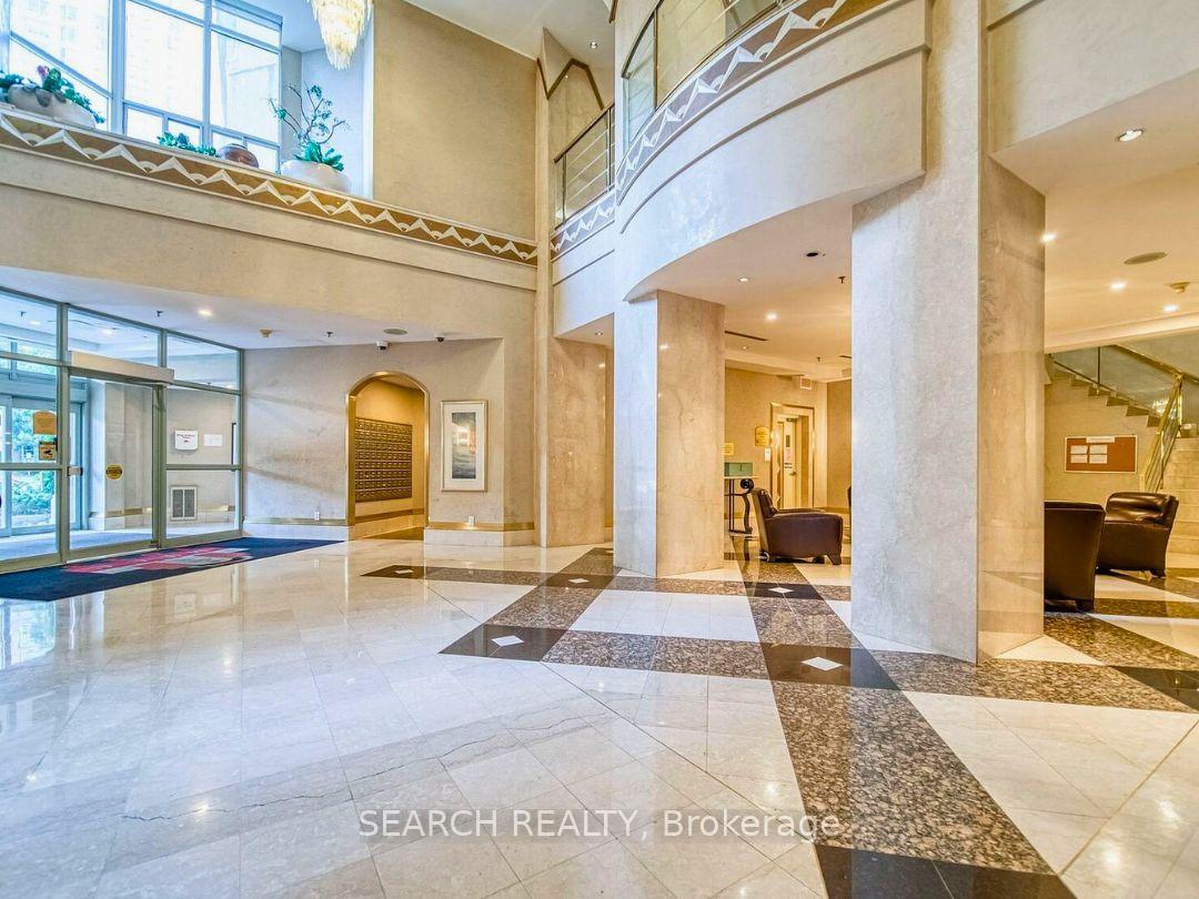 Photo 2 of Unit 305, 88 Corporate Drive, Scarborough, Woburn — HOMEH