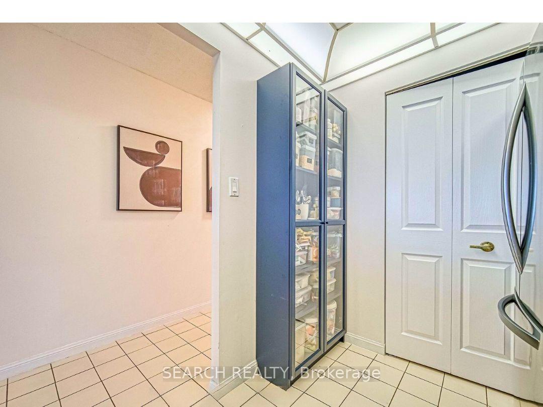 Photo 17 of Unit 305, 88 Corporate Drive, Scarborough, Woburn — HOMEH