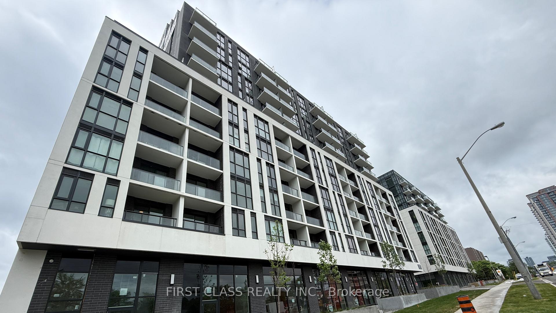 Front of Unit 1011, 3429 Sheppard Avenue E